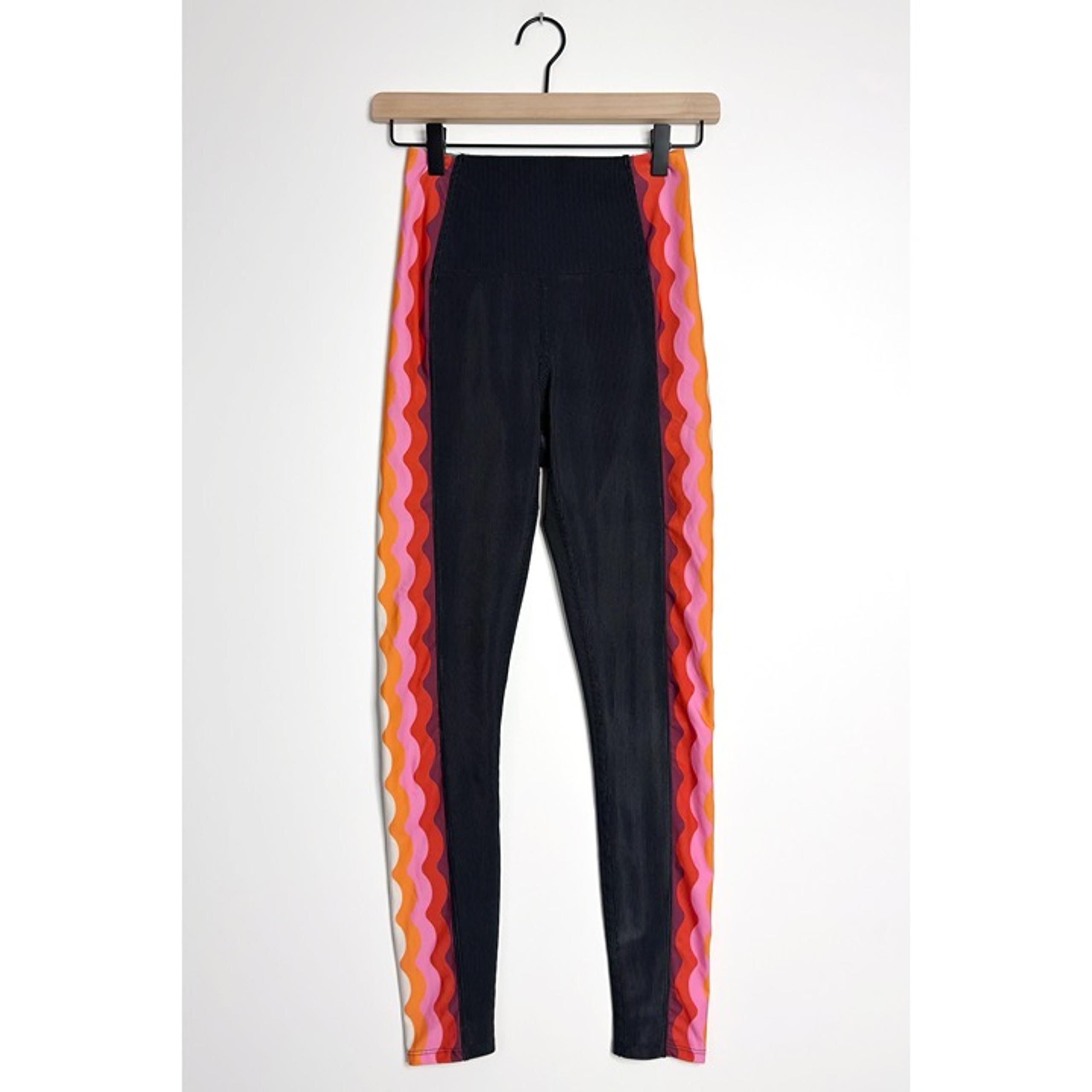 BEACH RIOT Tessa High Waist Leggings Tropical Wave Ribbed Black size Small
