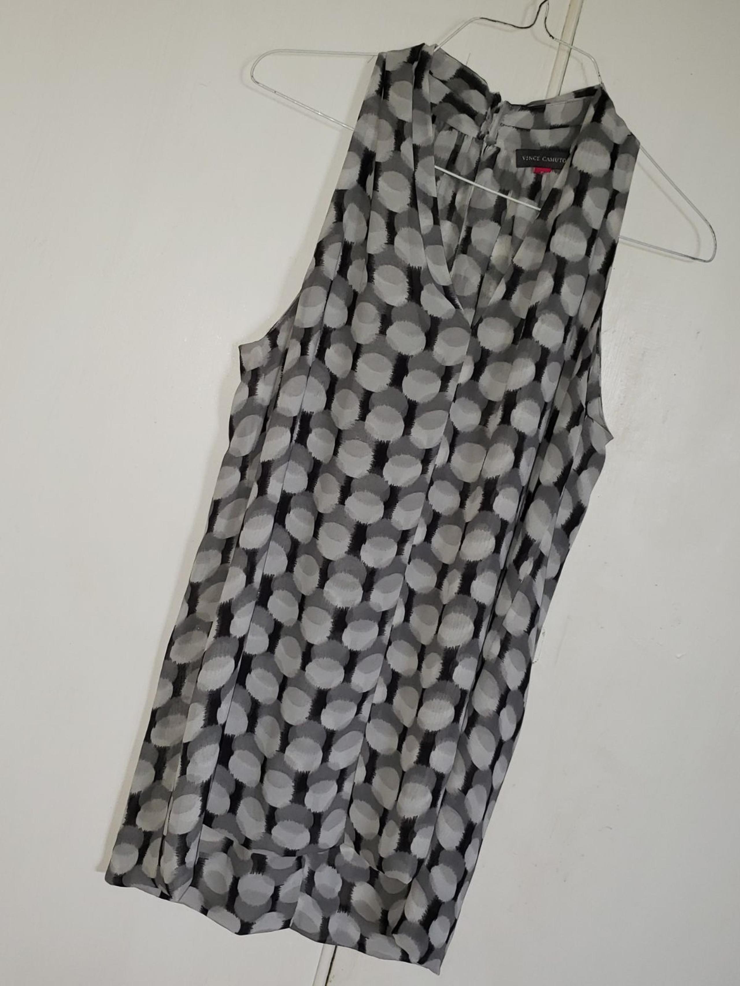 Vince Camuto Top