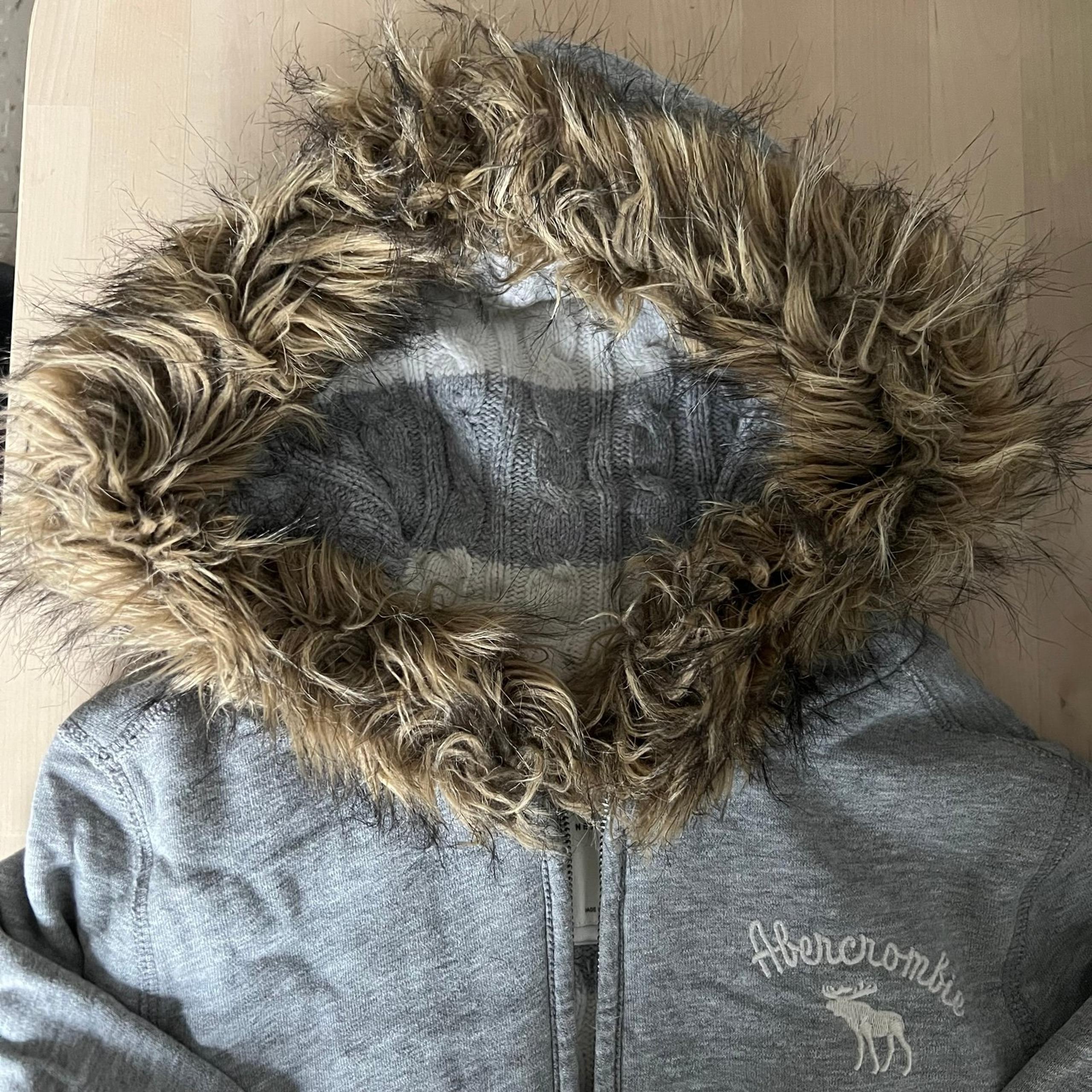 Abercrombie & Fitch Sweater zipped up hoodie