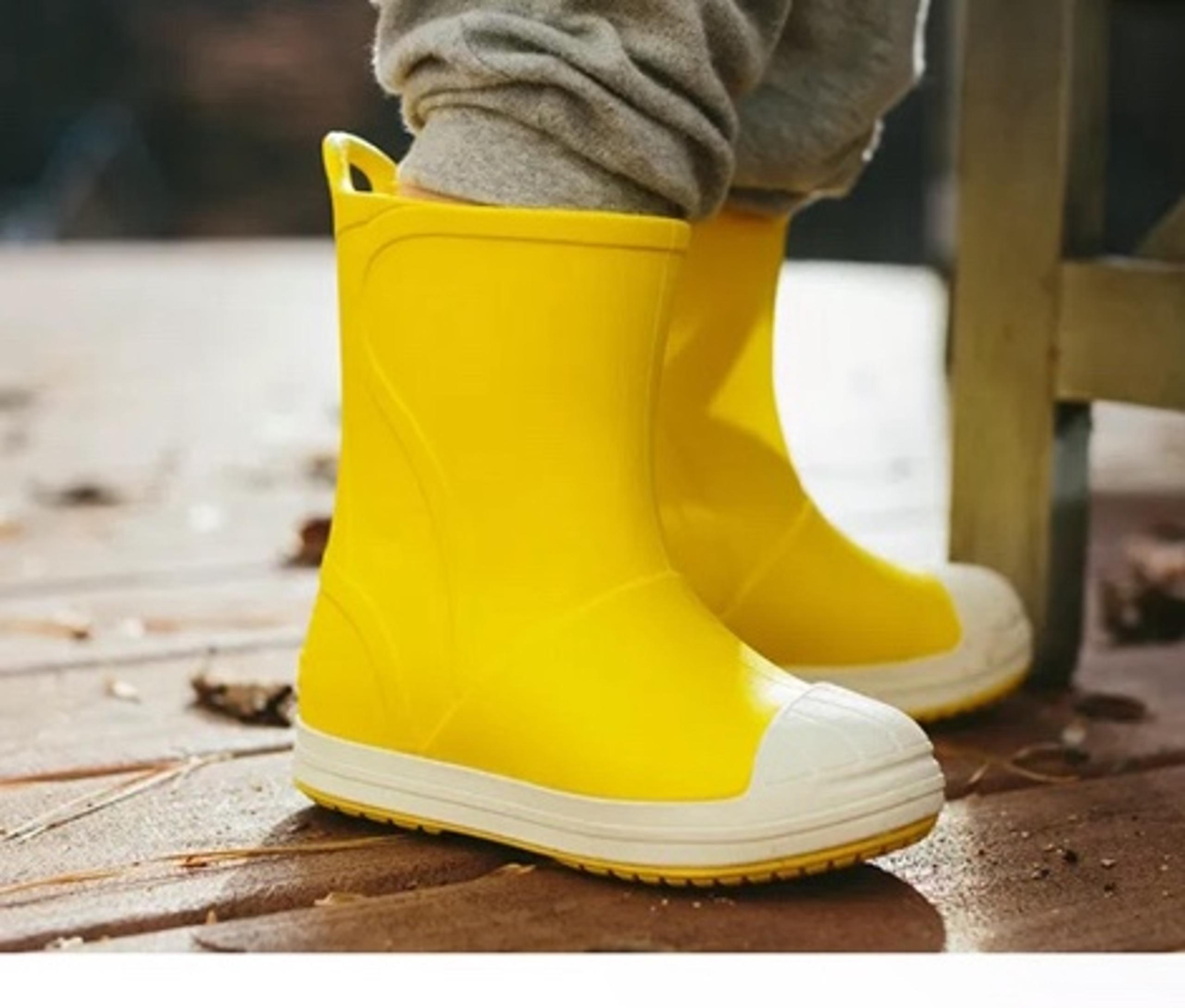 Crocs Childrens Rain Boots Yellow White