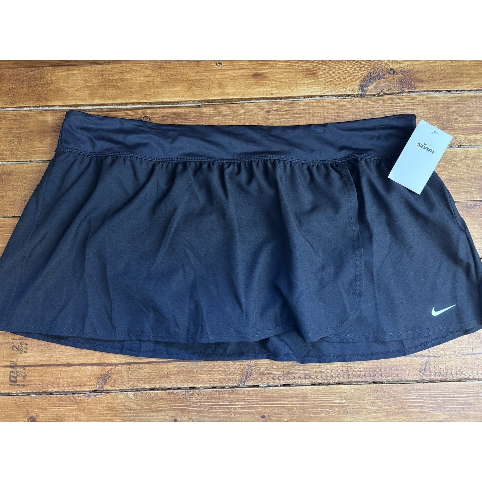 Nike Swim Shorts Women Size 3X Black Skort Element Swimsuit Boardshort Lined NEW