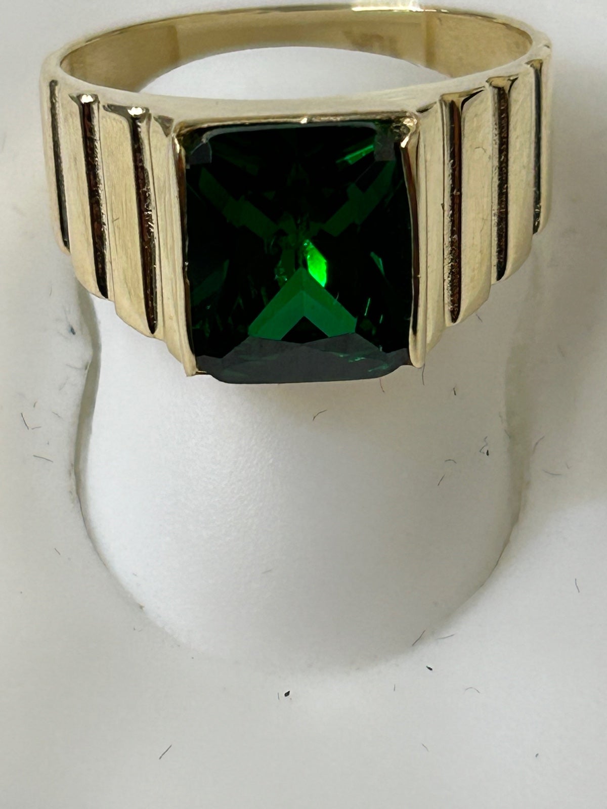 10k yellow gold ring