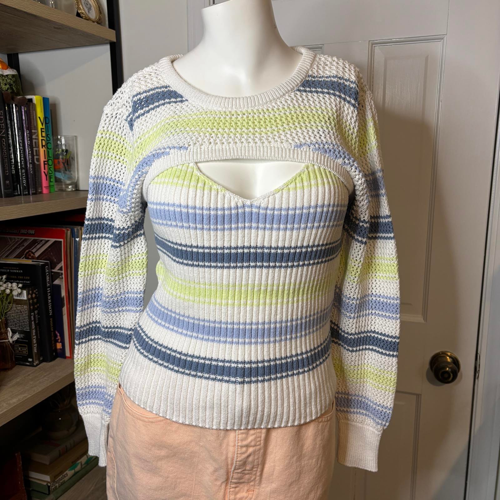 Design365 M y2k Shrug & Tank Sweater Set