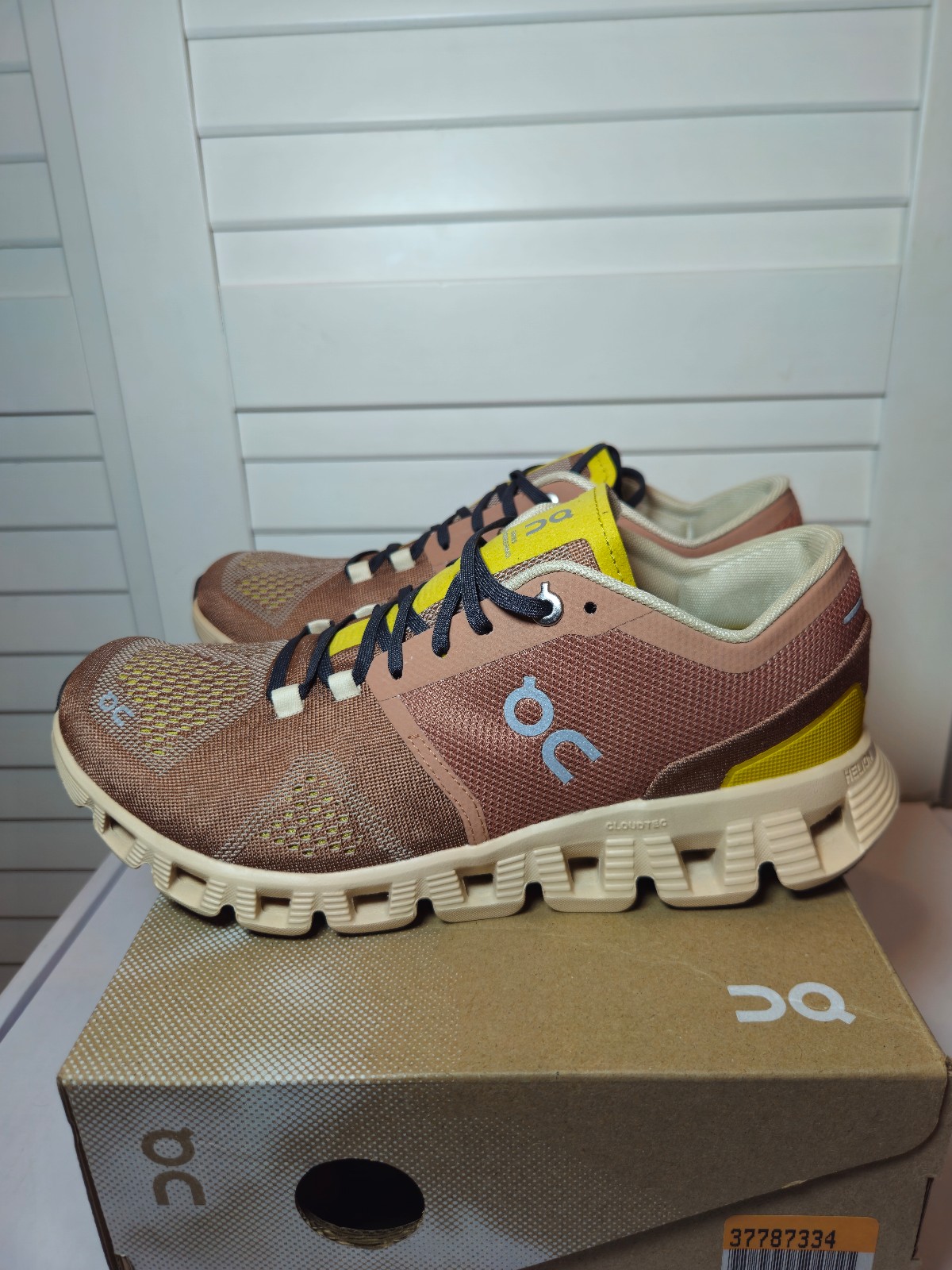 On Running Cloud X Running Shoes Mocha Sand 40.99239 Women's Size 7.5