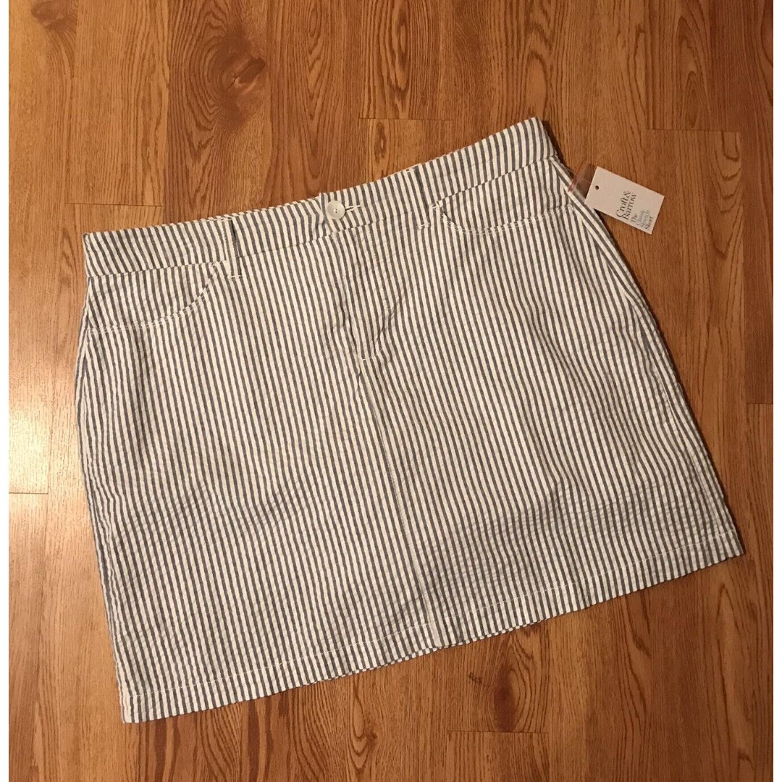 Croft & Barrow Skort Size 18 seersucker blue White cotton blend New Women's