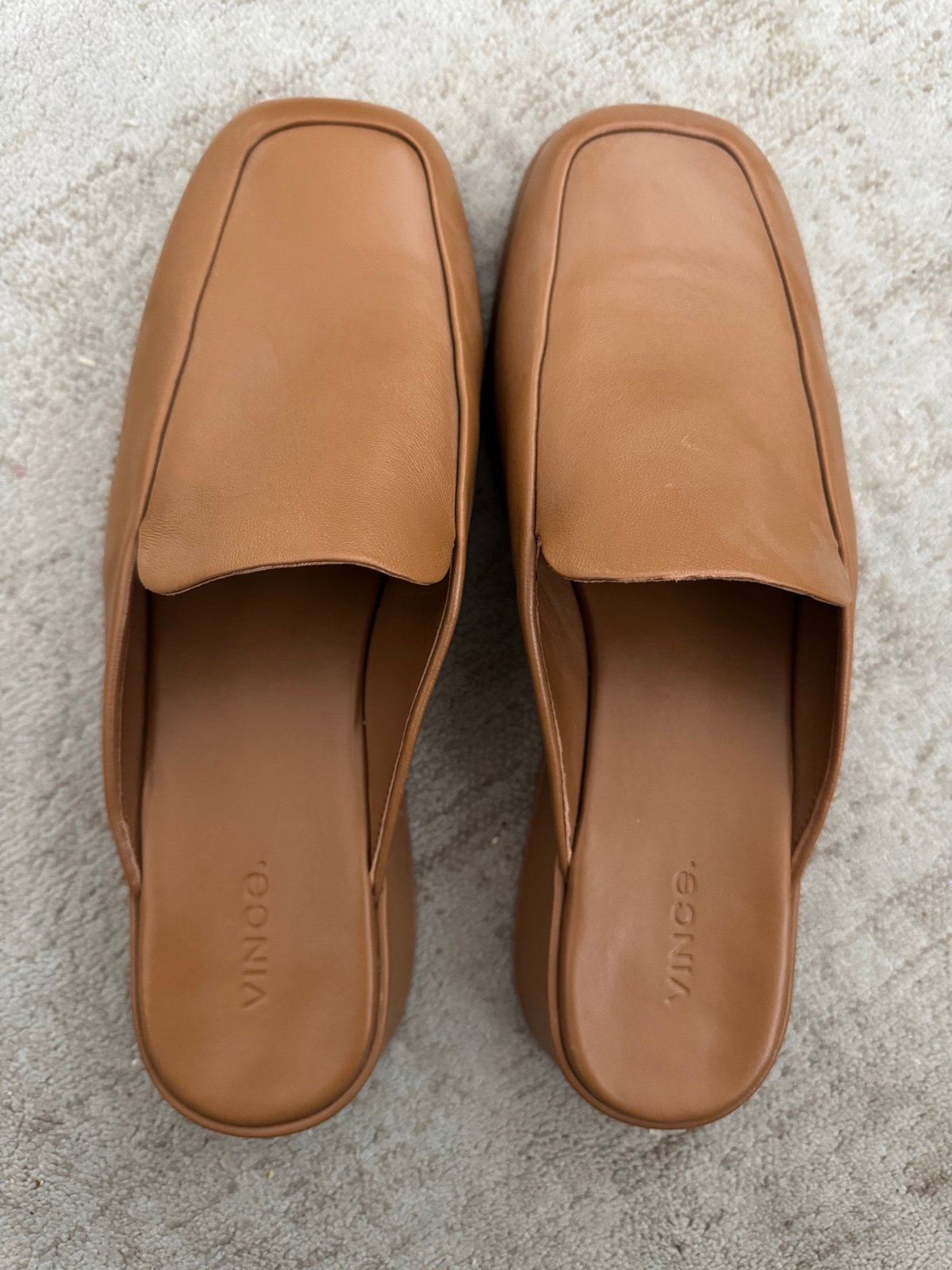New Vince womens leather shoes size 40 85. Free shipping