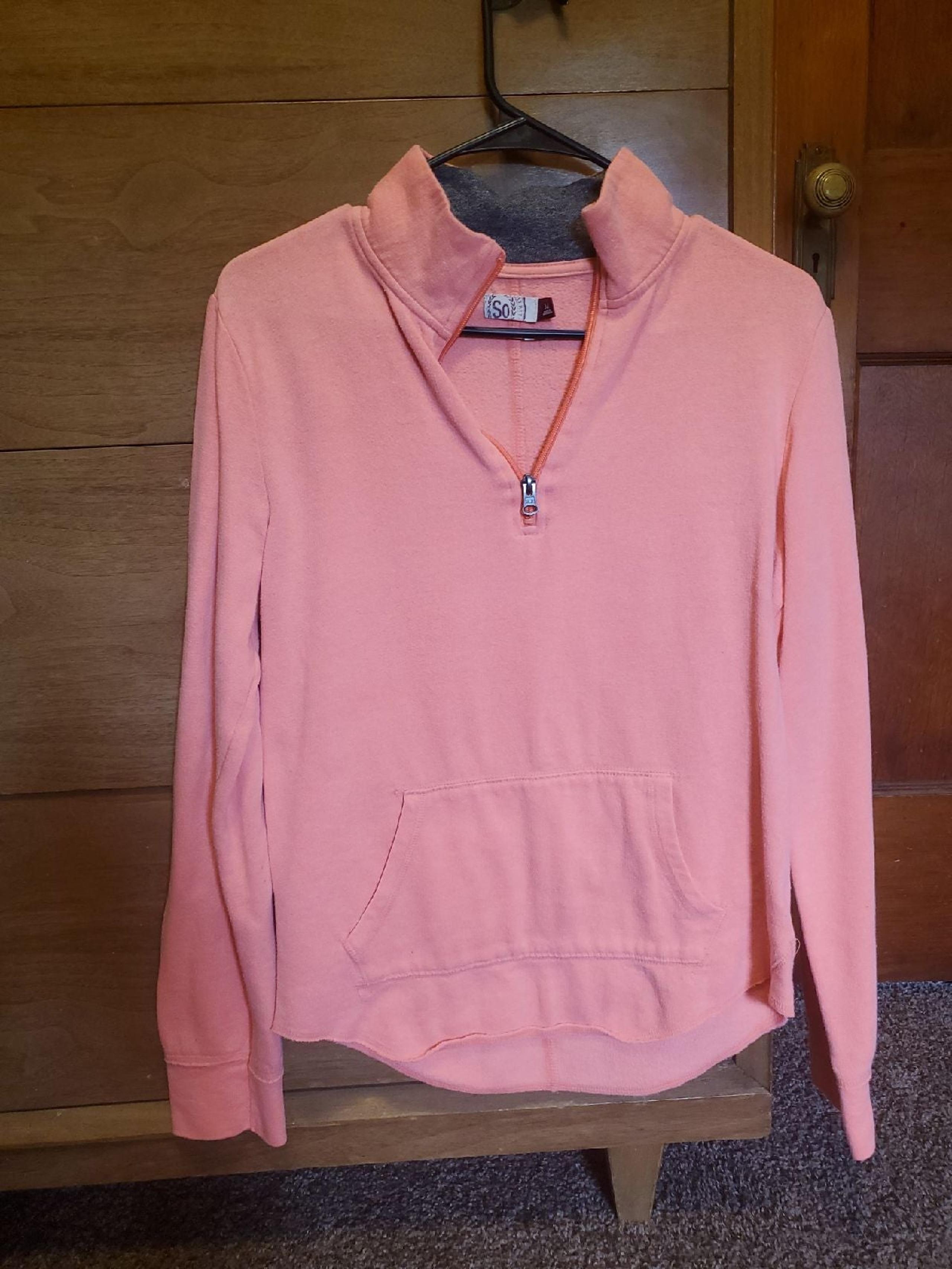 Sweatshirt pull over