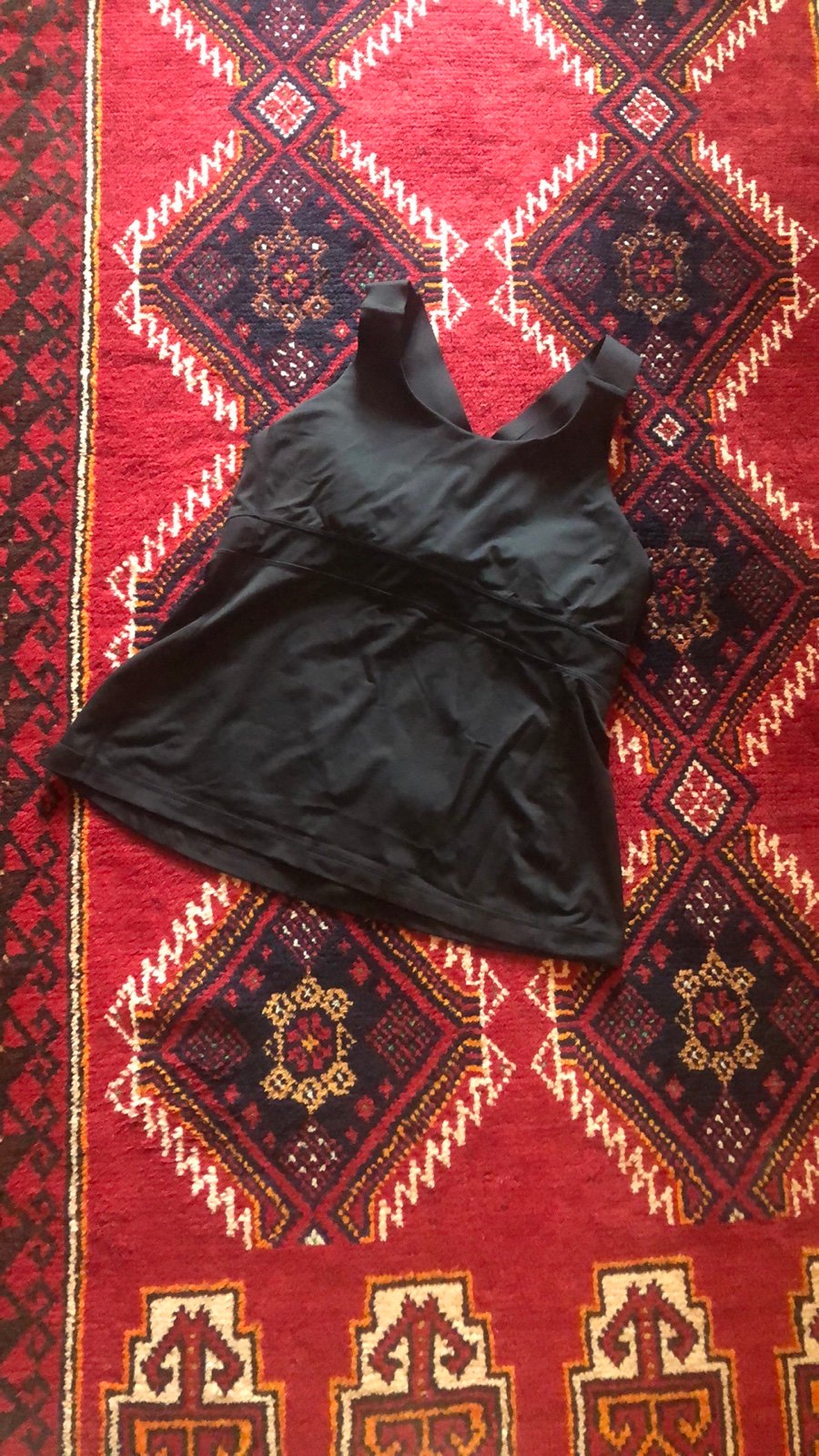 Lululemon Athletica Black Criss Cross Back Tank Top