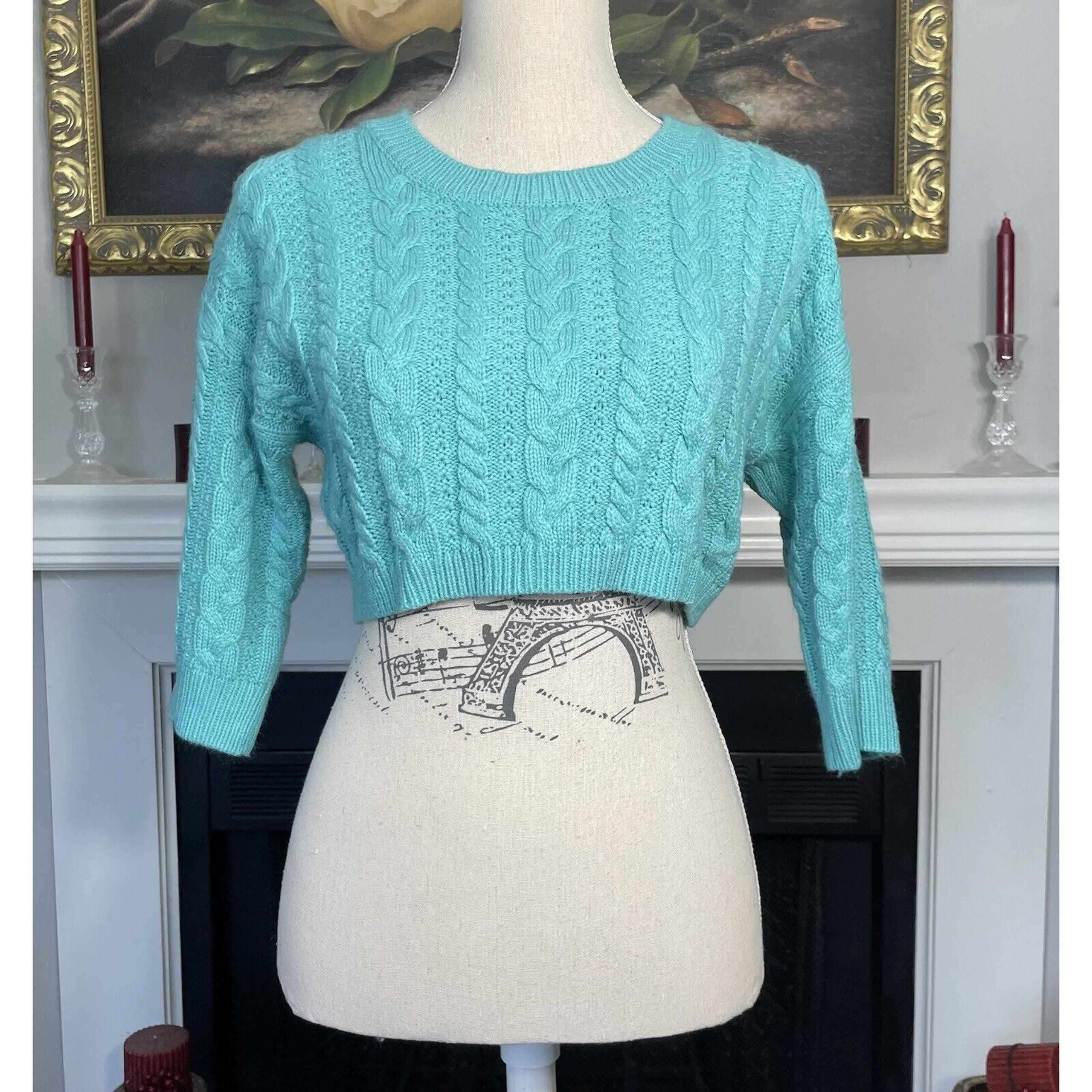 Fashion Nova Women's Solid Cable Knit Crop Sweater Size Small
