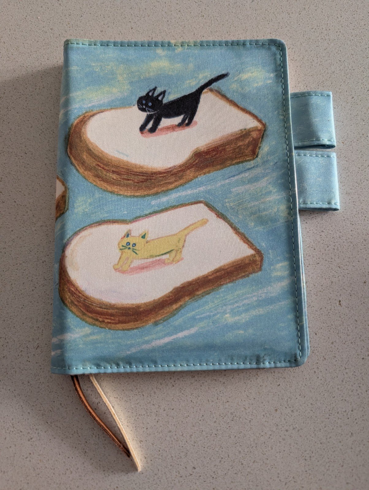 Hobonichi Techo A6 Cover – “Cats on Toast” by Yumi Kitagishi
