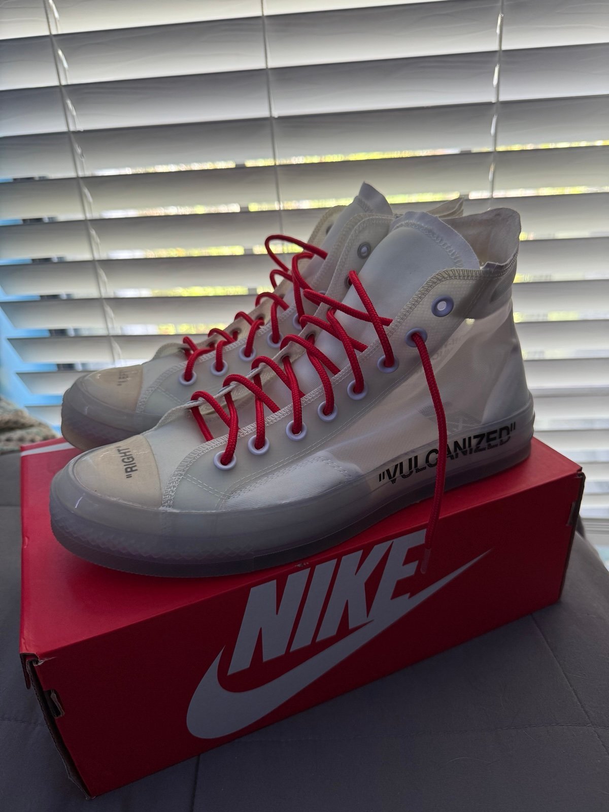 Off White Chuck Taylor