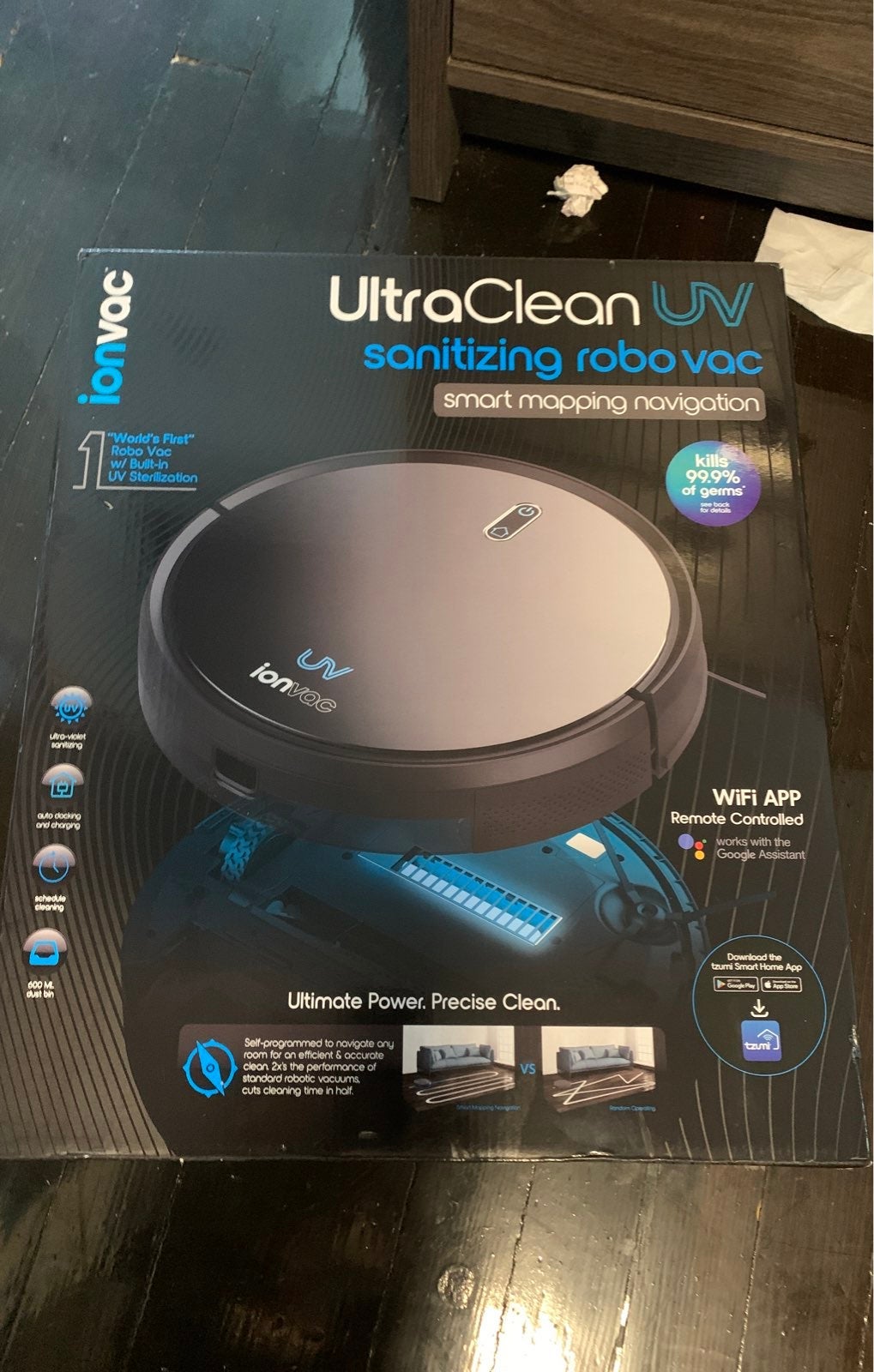 Sanitizing vacuum