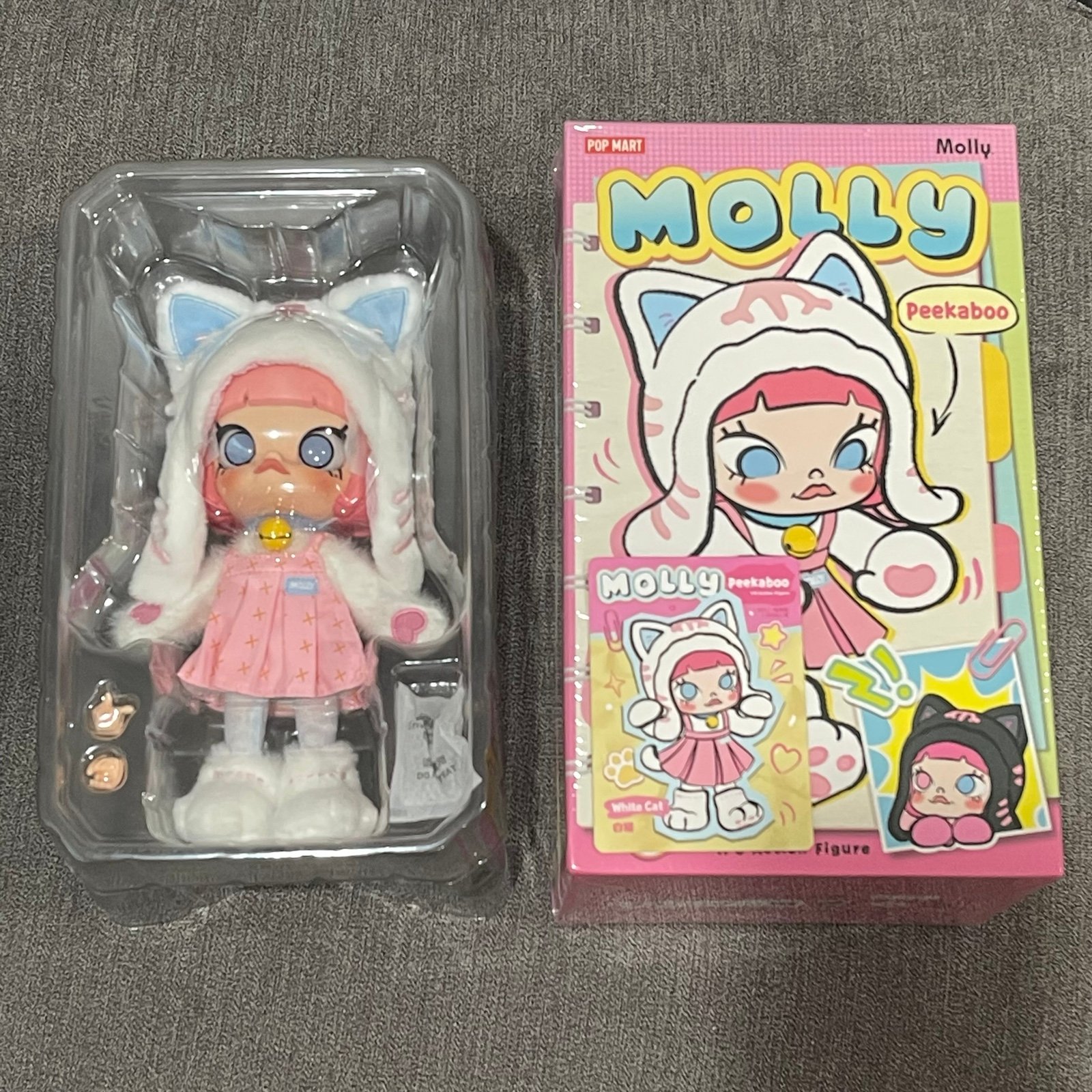 MOLLY Peekboo 1/8 Action Figure White Cat | Mercari