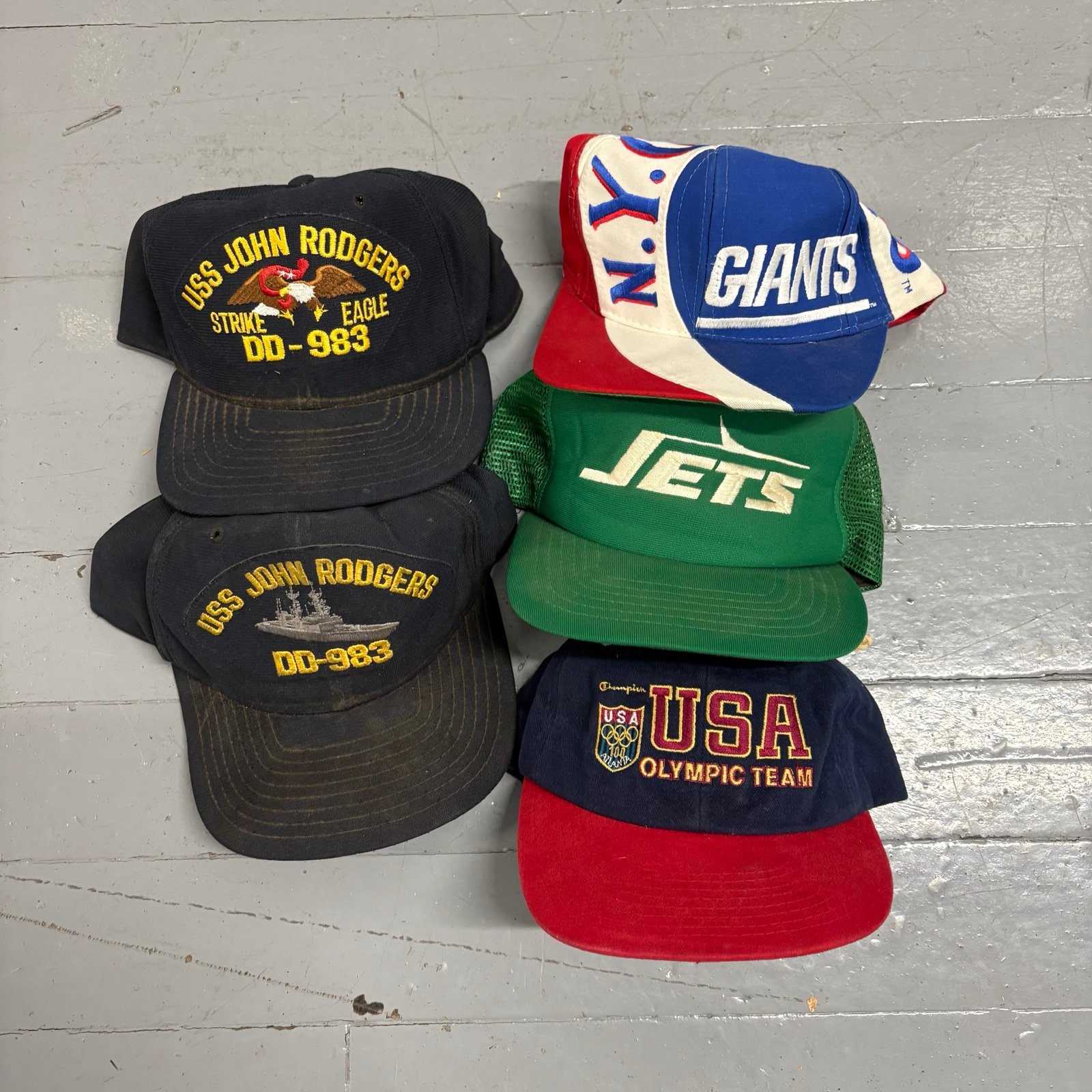 Lot of vintage hats 90s,80s!!!!!!!