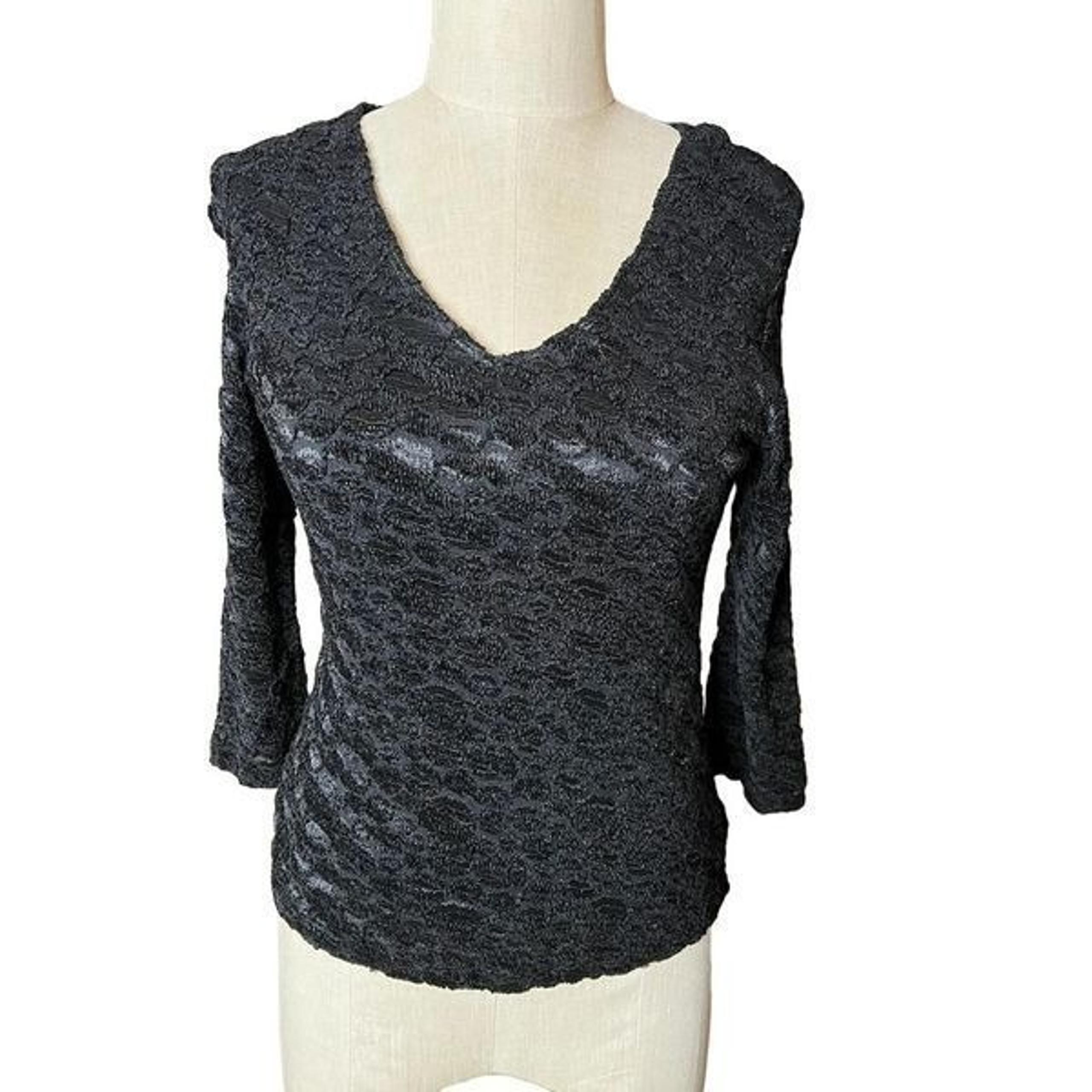 V Neck Black Lace Stretch Shirt - S Petite