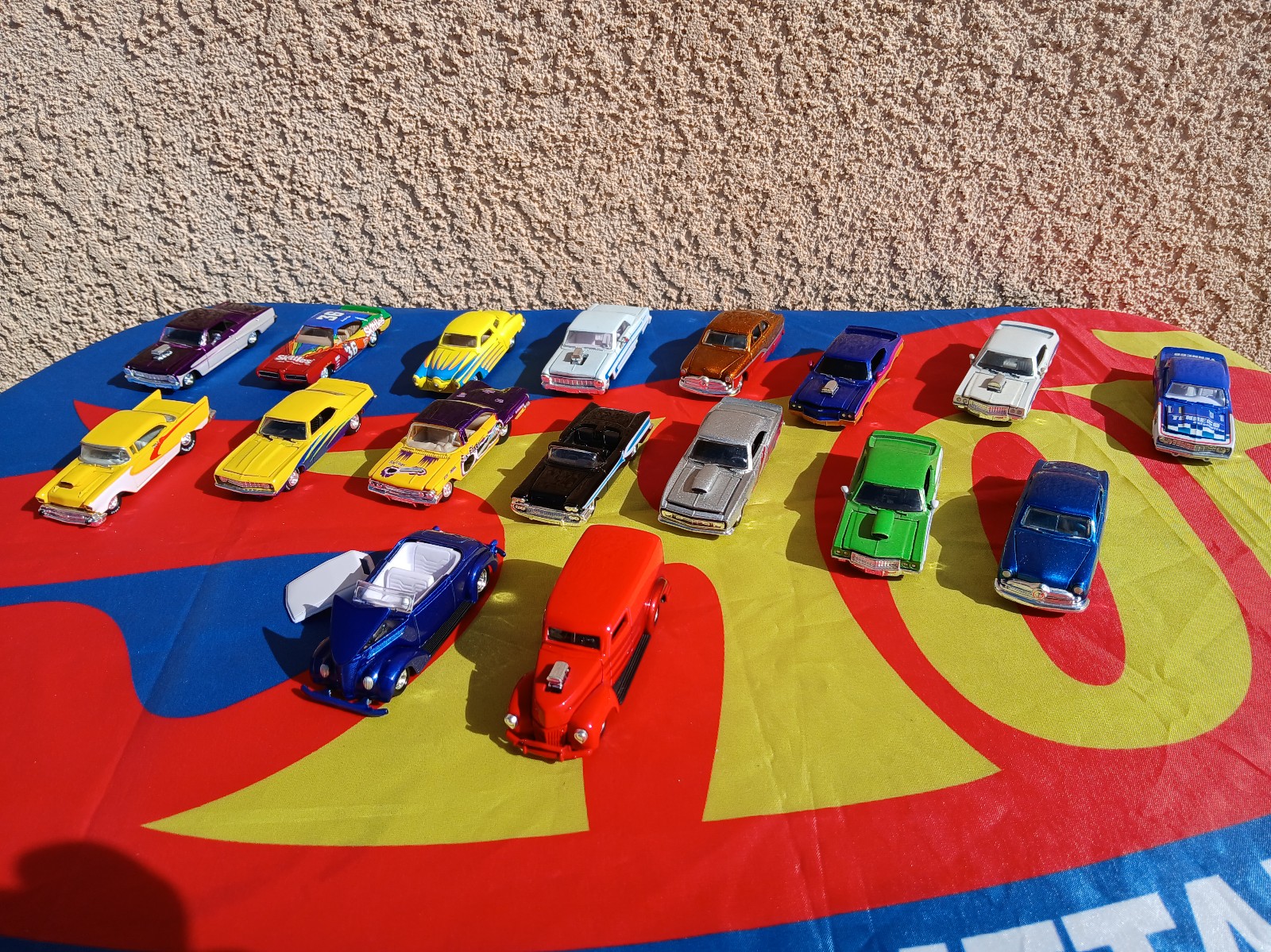 17 car lot of RACING CHAMPIONS, HOR ROD edition from 1998 with rubber tires.