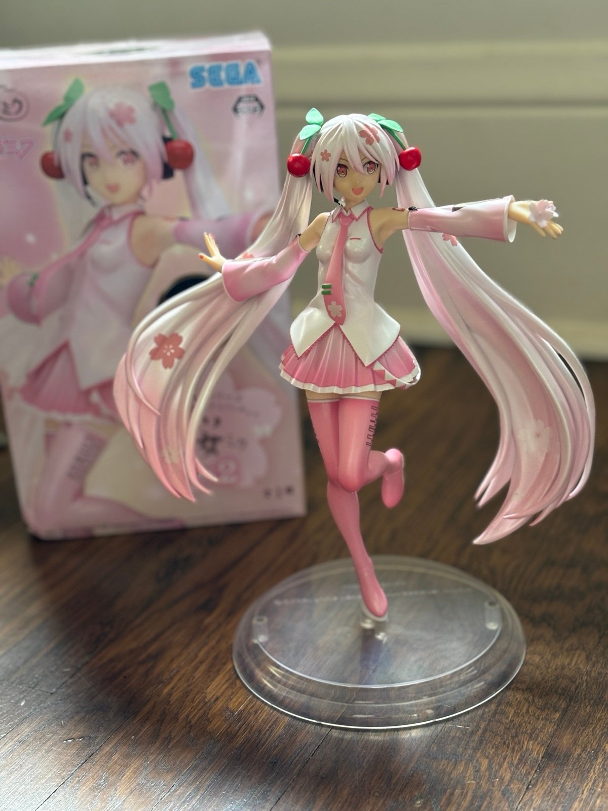 Hatsune Miku Sakura Miku Ver 2 Figure