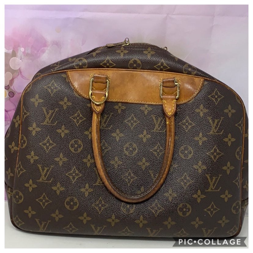 authentic Louis Vuitton monogram Deauvil