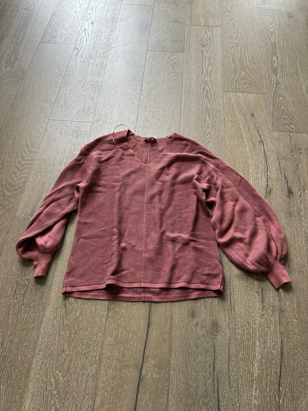 1. State balloon sleeve ribbed sweater
