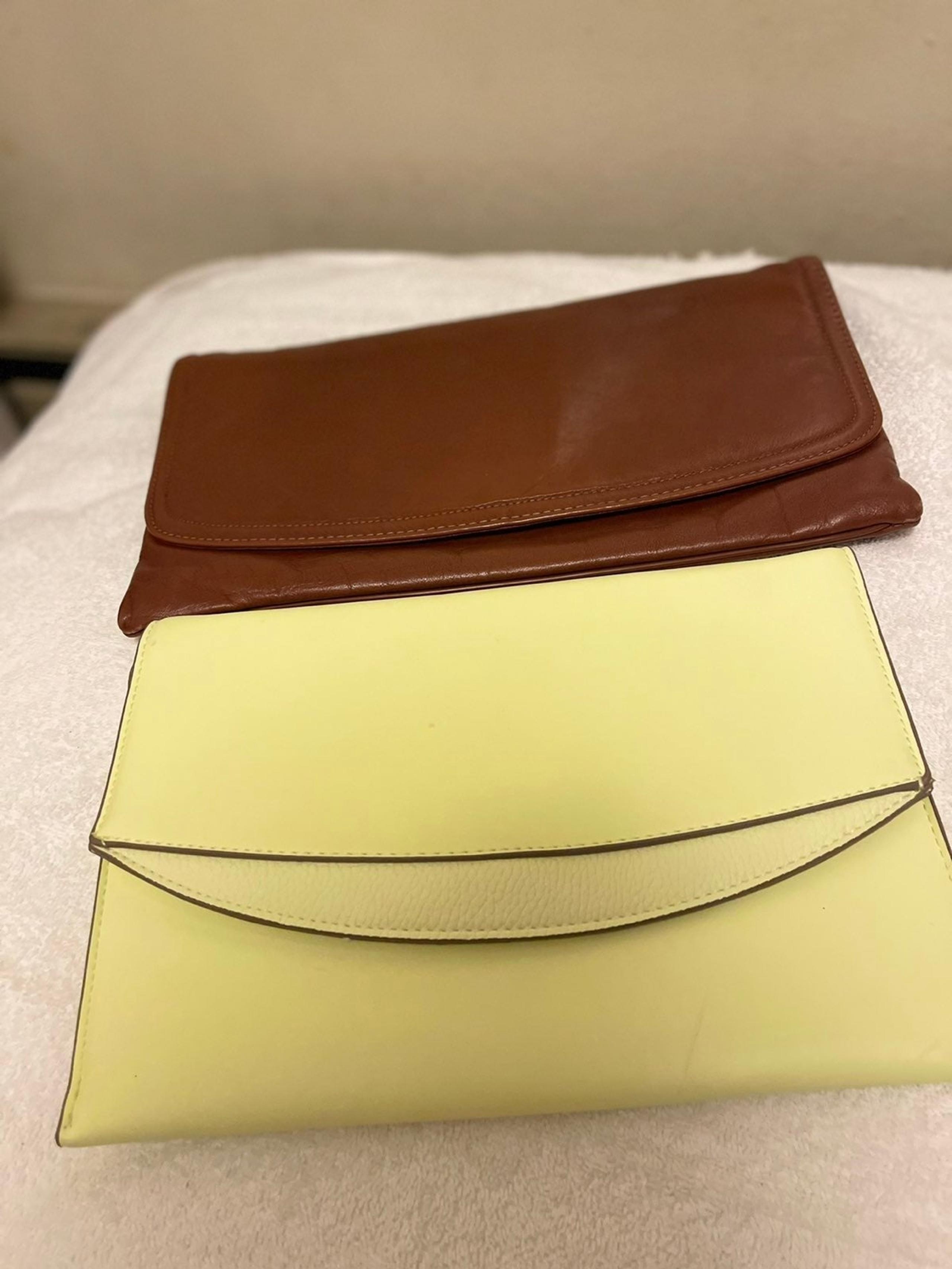 Big pouch sleeves