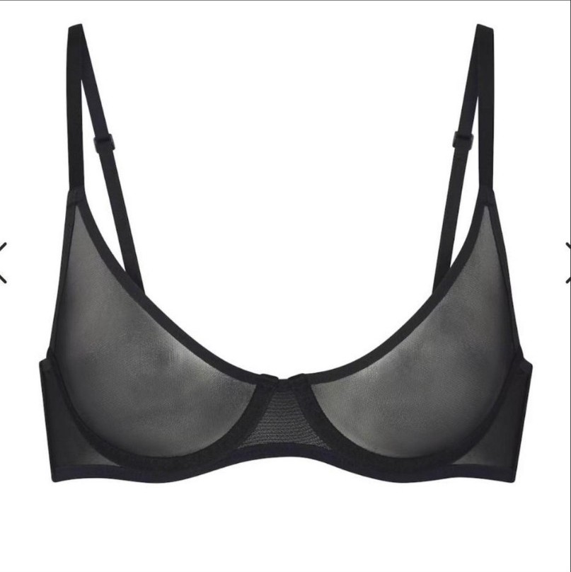 Skims Weightless Scoop Bra in Size 32C. NWT
