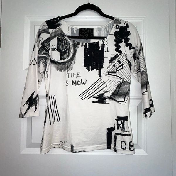 NY 77 Time is Now Abstract Print 3/4 Length Sleeve Shirt Top