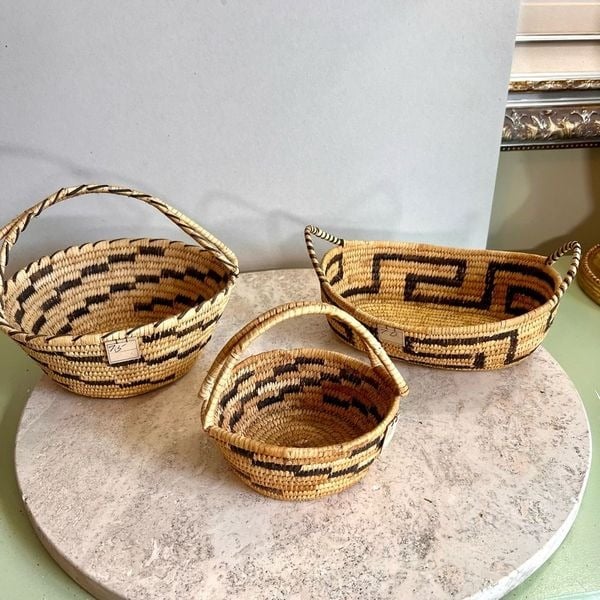 Set of 3 Vintage Native American Handmade Hand Woven Nesting Baskets with Handle
