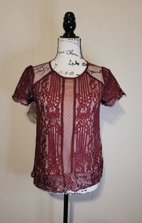 NWOT Gorgeous Express burgundy lace blouse, S 4/6