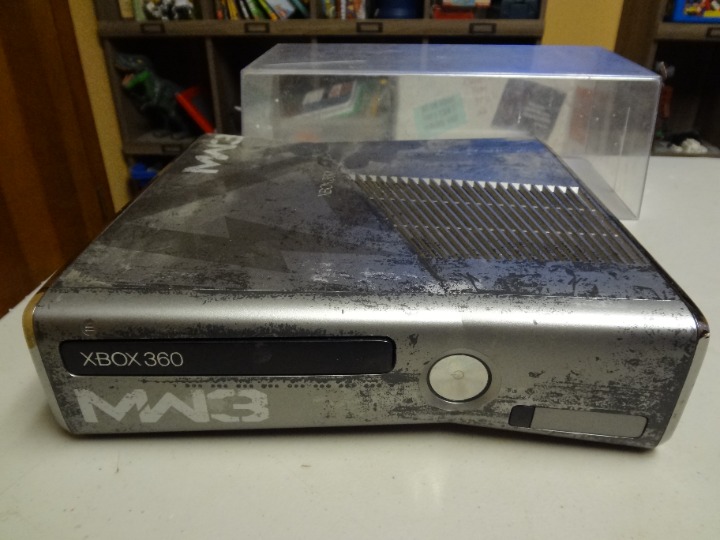XBOX 360 CALL OF DUTY MW3 MODERN WARFARE S CONSOLE 4GB (CONSOLE ONLY)