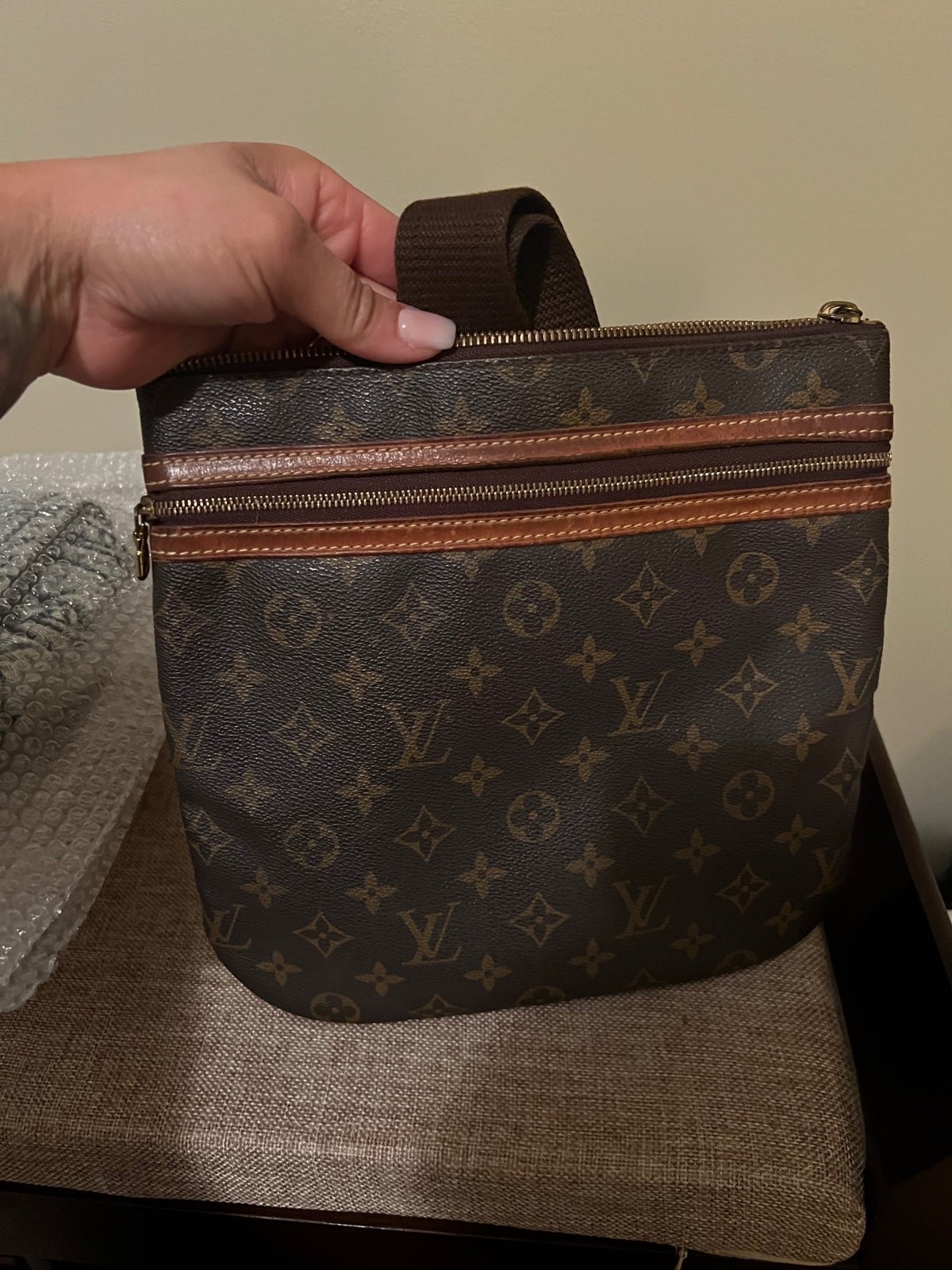 Cloth crossbody bag Louis Vuitton Brown in Cloth - 25822777