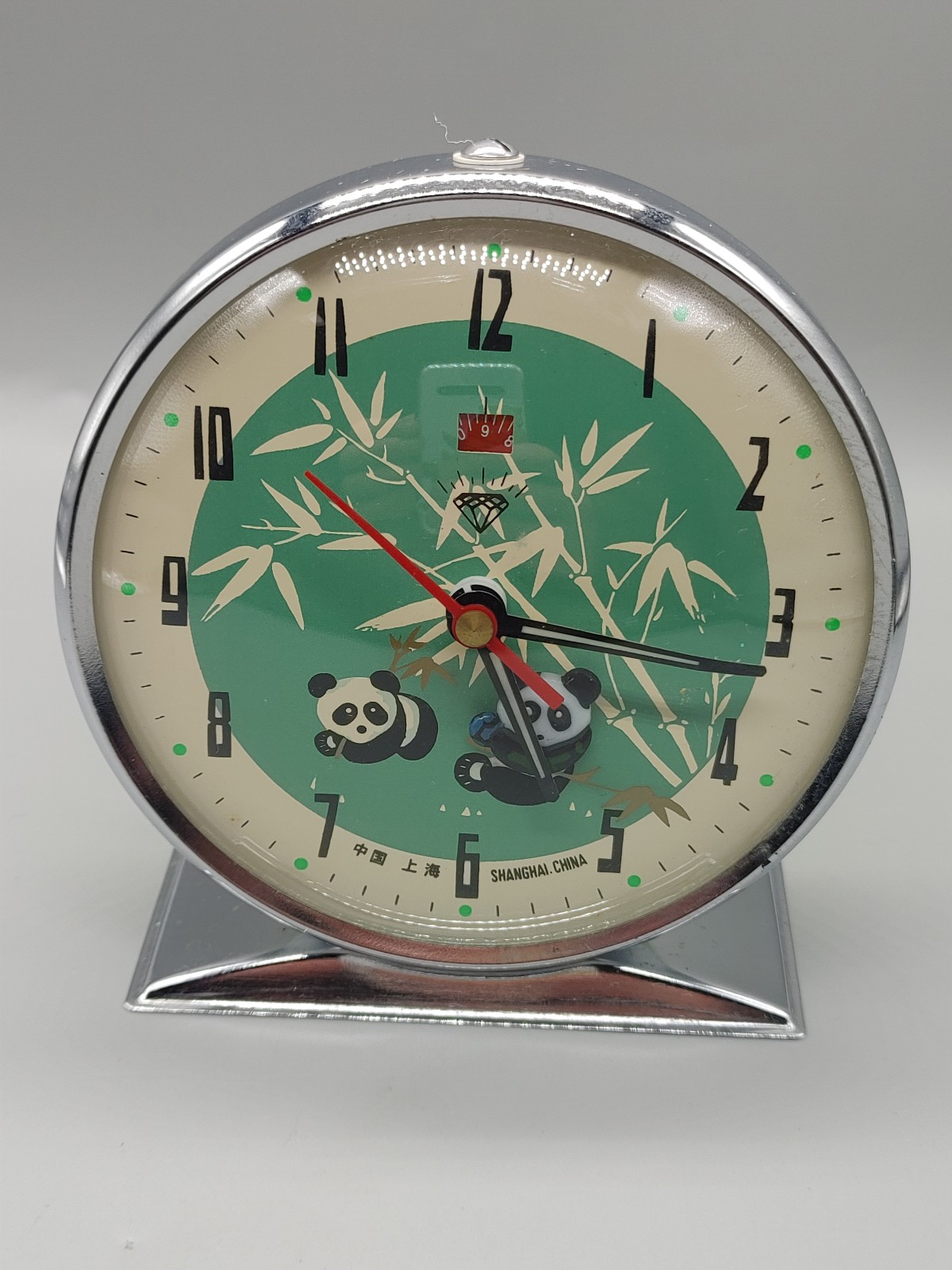 Read. Vtg 70s Panda Bear Clock Wind Up Animated Shanghai China Works Collectible