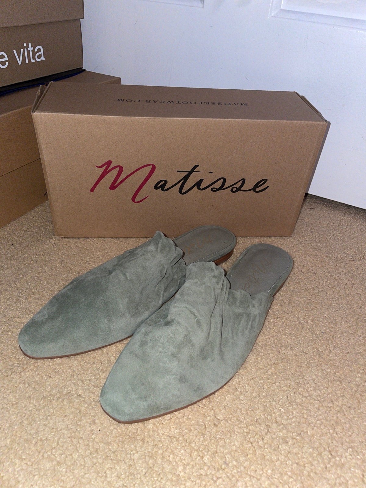 Women’s shoes