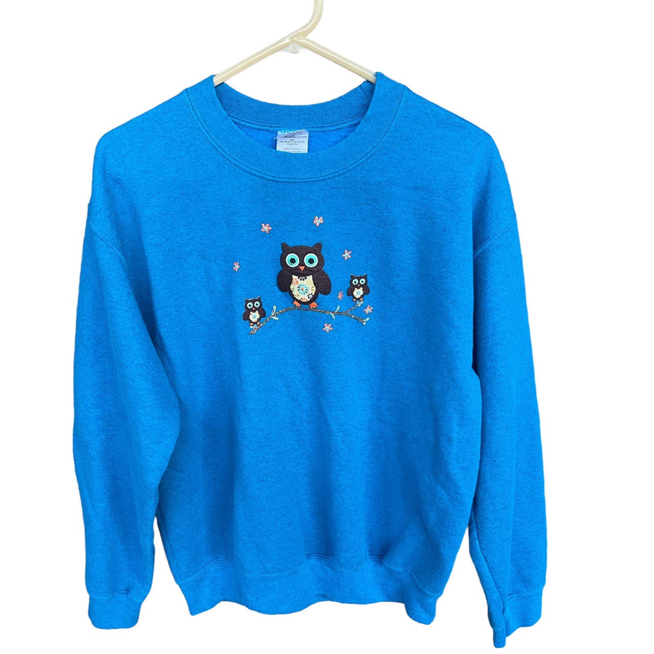 Gildan Owl Sweater Womens Medium Blue Embroidered Glitter Crewneck Sweatshirt