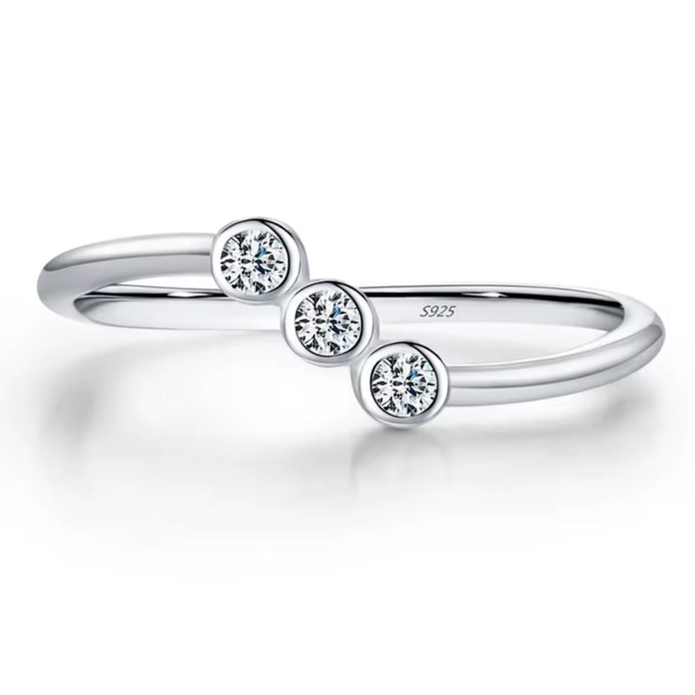 NEW 14k White Gold S925 Moissanite 3 Stone Ring Modern Adjustable Band, Size 7