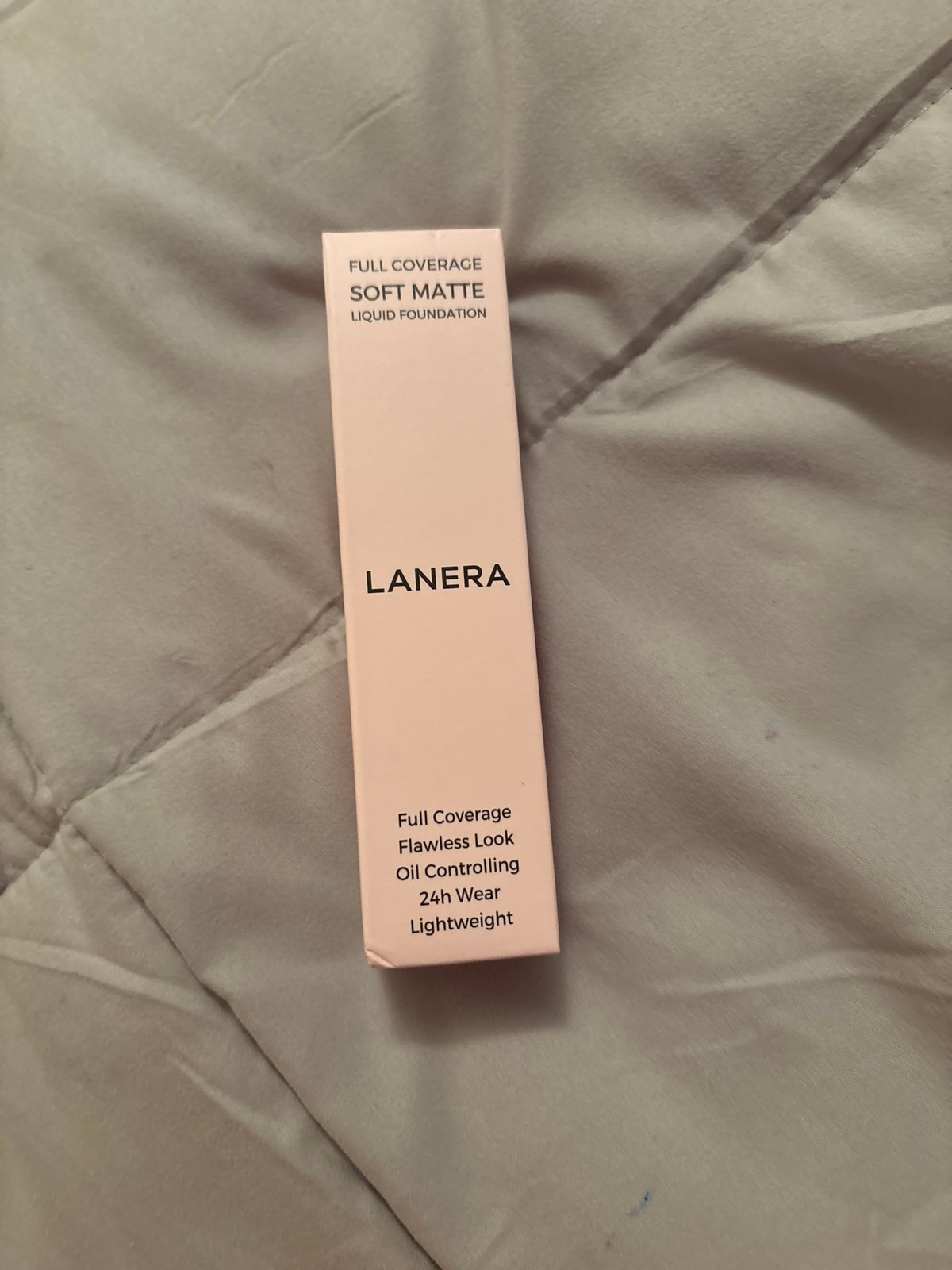 Lanera Full Coverage 24 Hour Liquid Foundation in L2 Nude