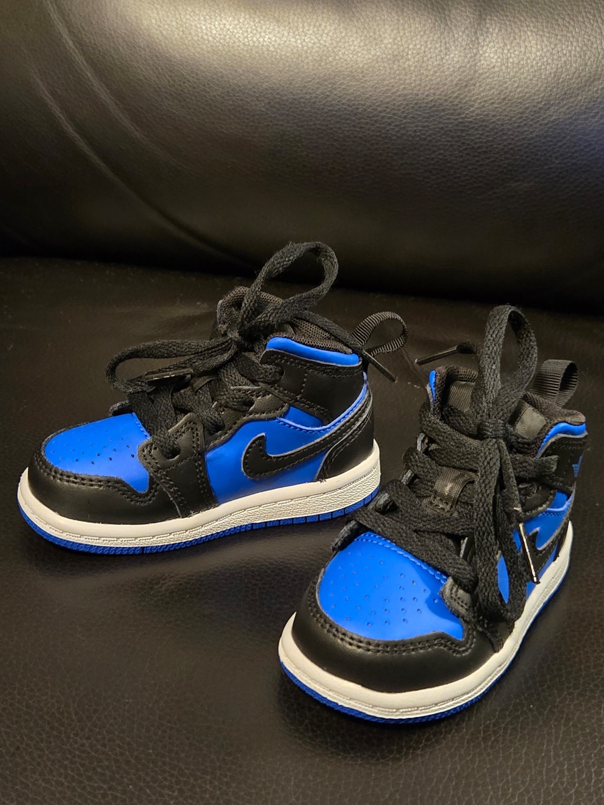 Air Jordan 1 Hyper Royal Blue Sneakers. Outstanding Condition!