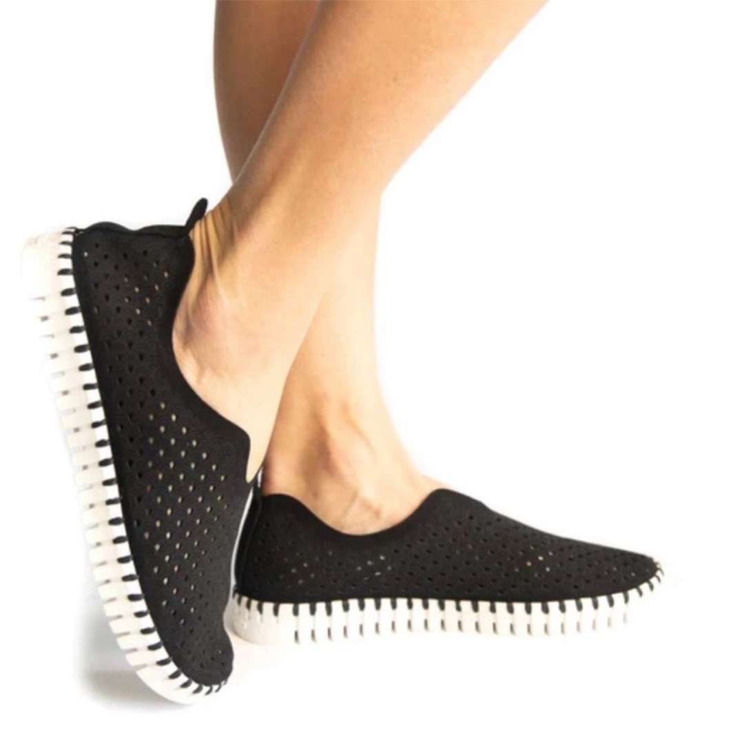 ILSE JACOBSEN Loafer Slip-Ons in Black Size 6.5 EU 36
