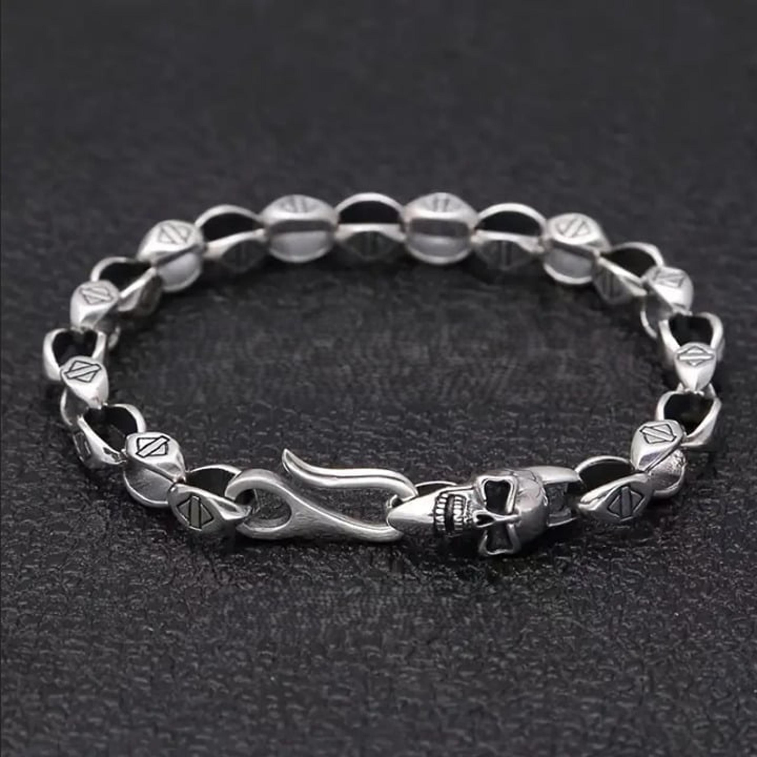 14K White Gold Chain Link Womens Skull Bracelet 14 Karat Silver Skulls Jewelry