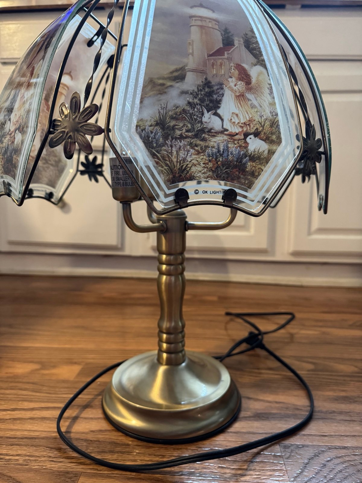 Vintage touch lamp