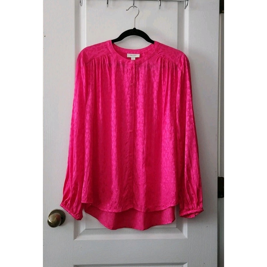 On-34TH Women's Hot Pink Blouse Button Up Round Neck Long Sleeve Rayon Size L
