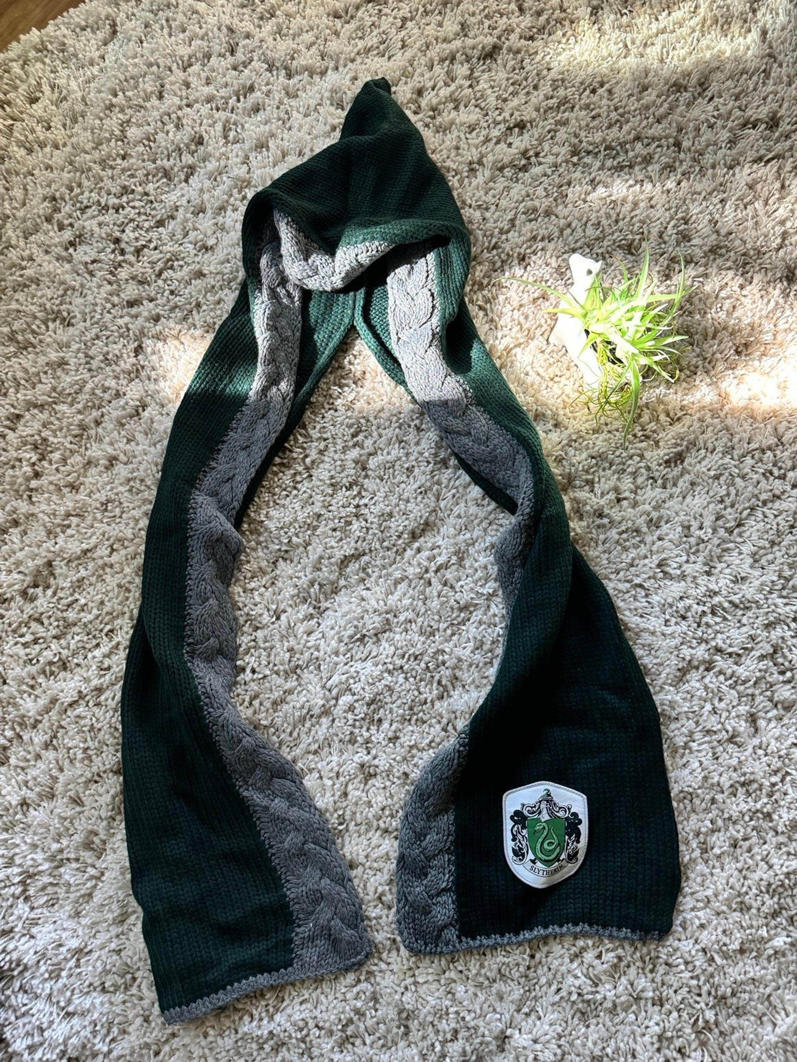 Harry Potter Slytherin hooded warm winter scarf. One size.