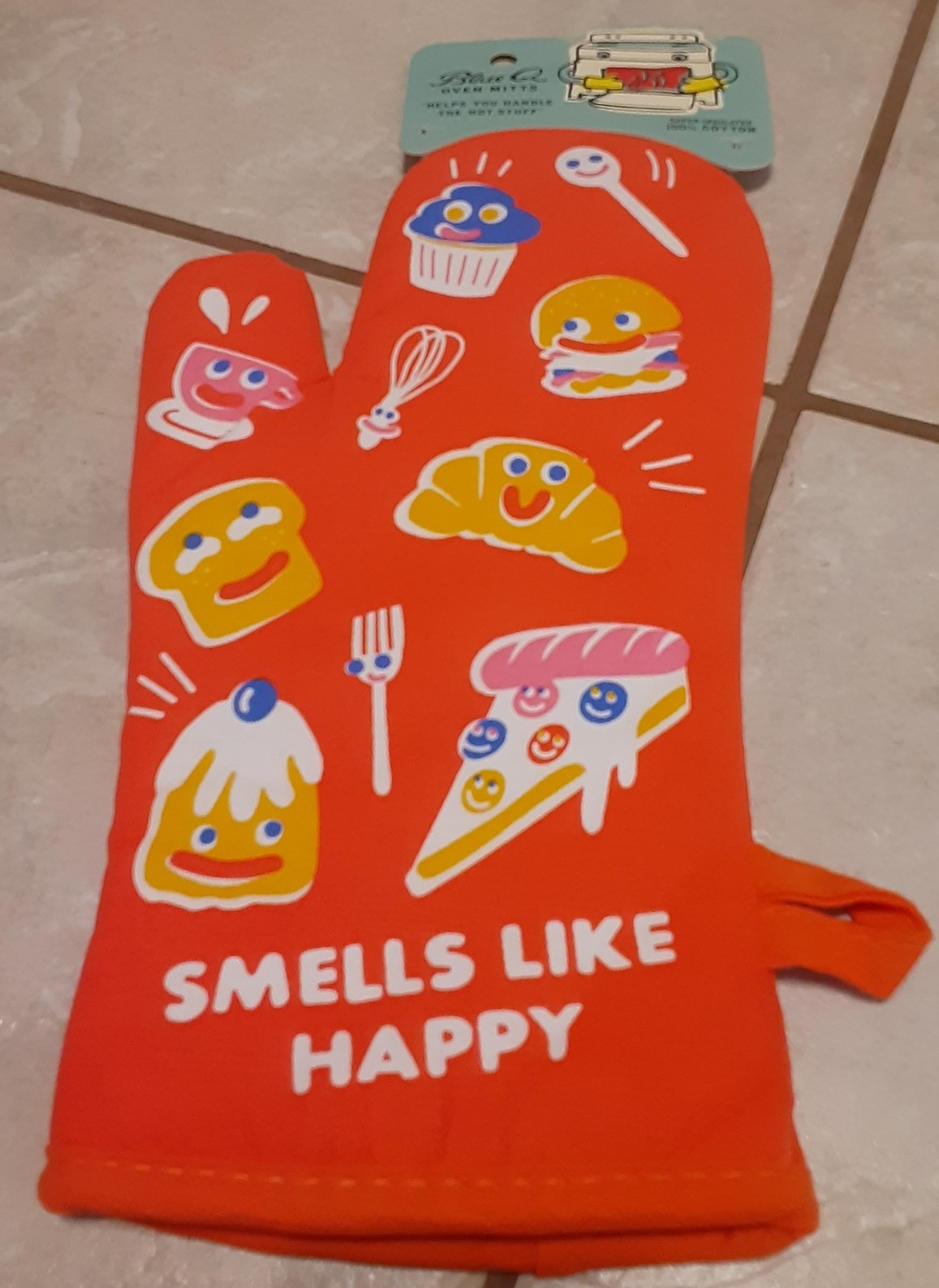 NWT Blue Q Red-orange "Smells Like Happy" Novelty Oven Mitt