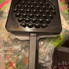 pampered chef waffle cone maker