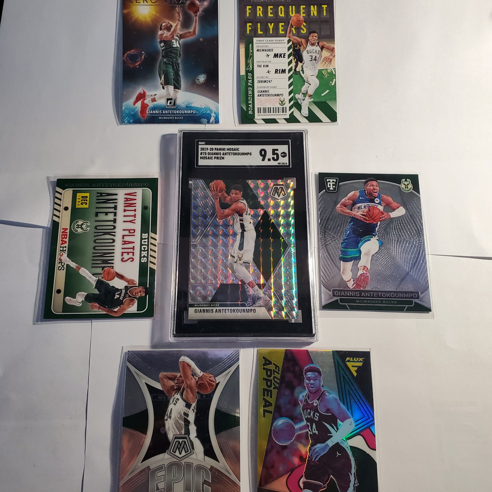 Giannis Antetokounmpo card lot