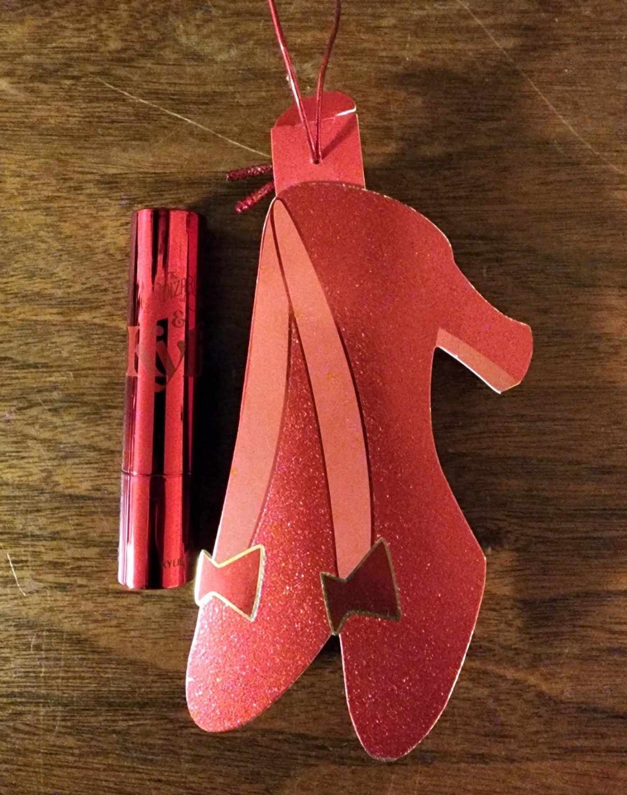 Kylie Cosmetics wizard of oz in ruby red and Kylie Cosmetics Emerald City Wizard