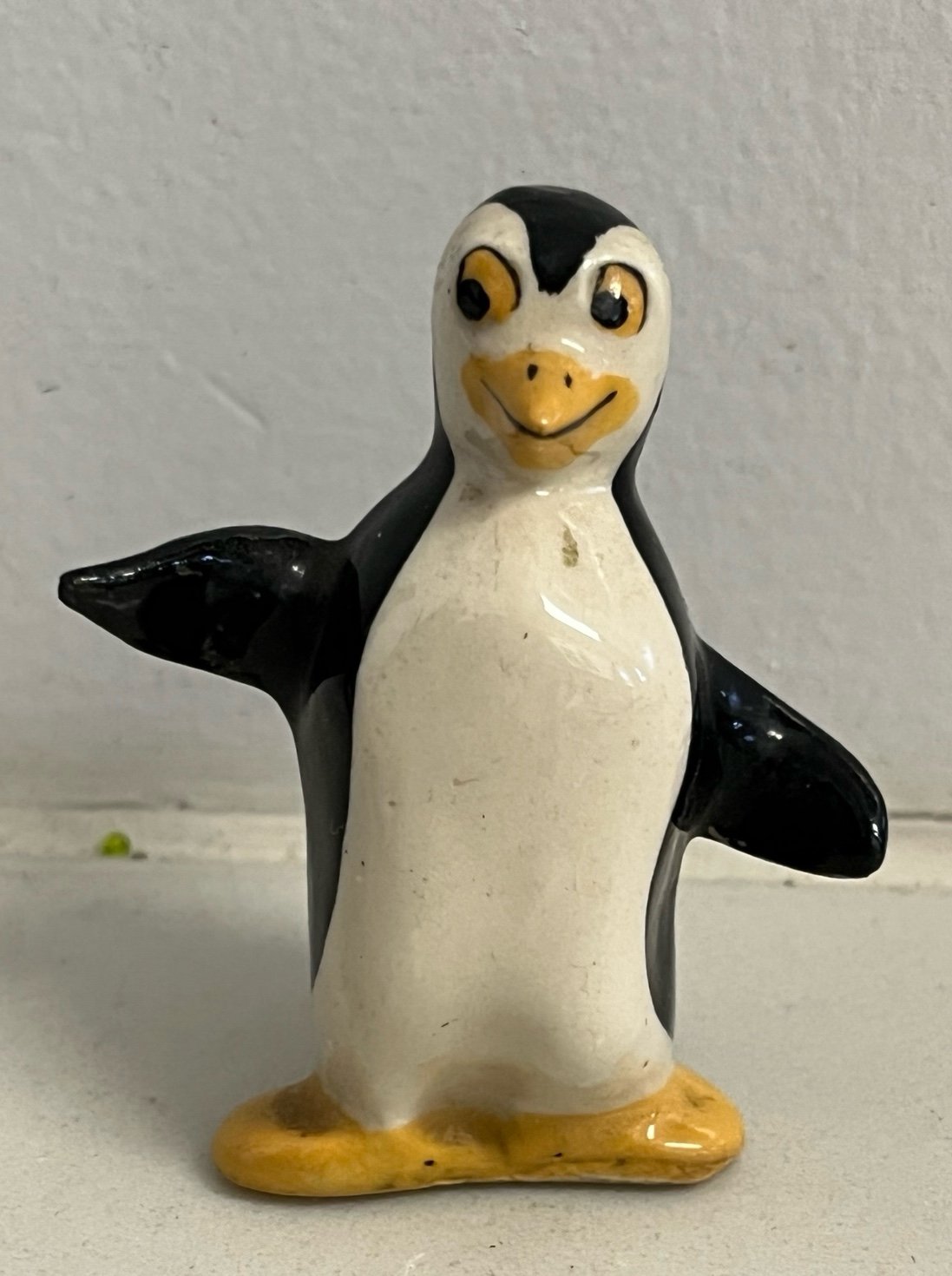 Vintage Wade Whimsie-“Pippa The Penguin” Glazed Pottery Figurine 1950s