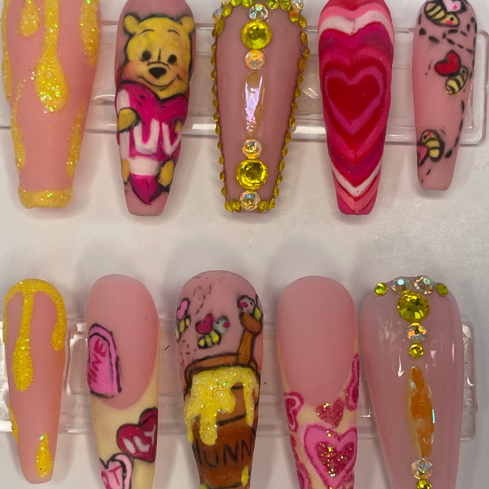 nails