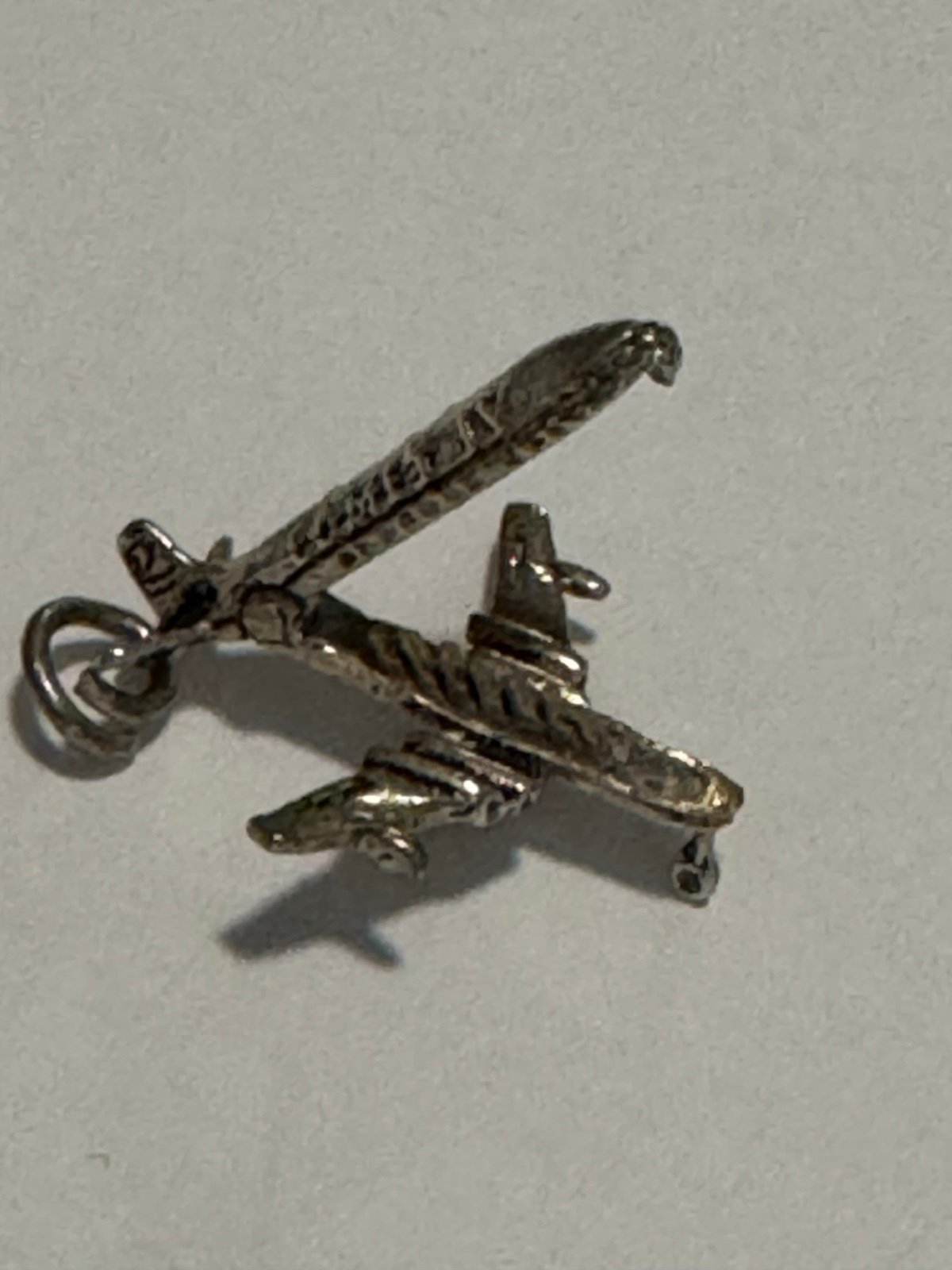 Vintage Airplane Charm Top Opens Up to reveal inside of plane