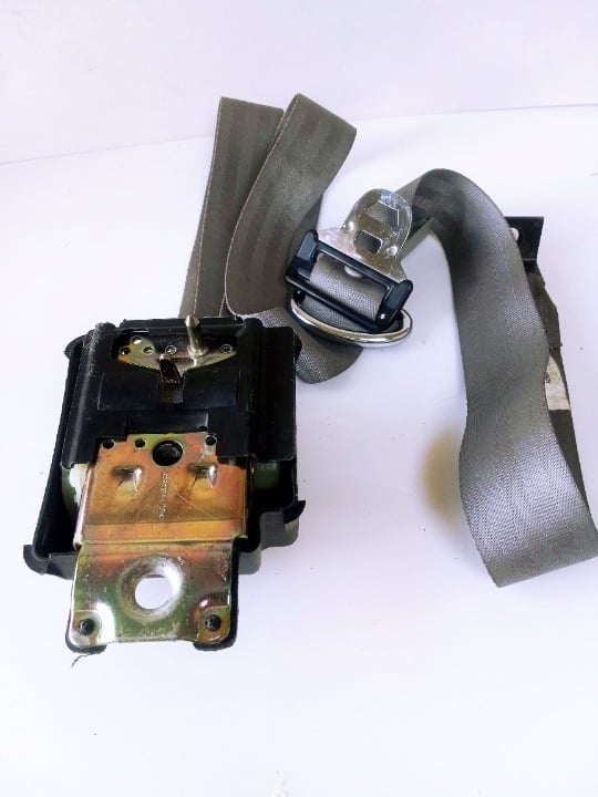 Genuine Ford Econoline 8, 12 n& 15 passengers 3rd 4rt row Seat Belts RH