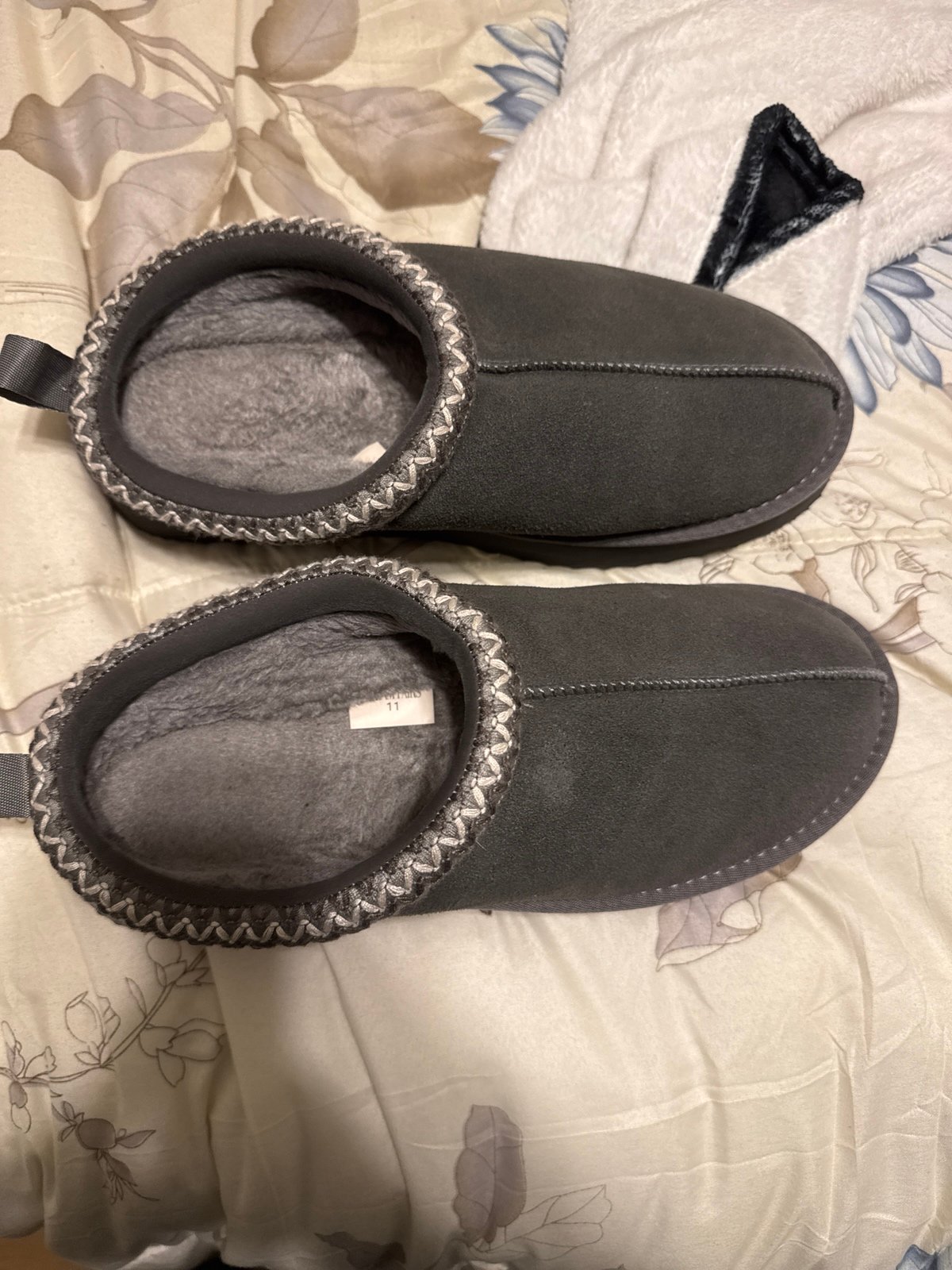 Women’s platform slip on slippers